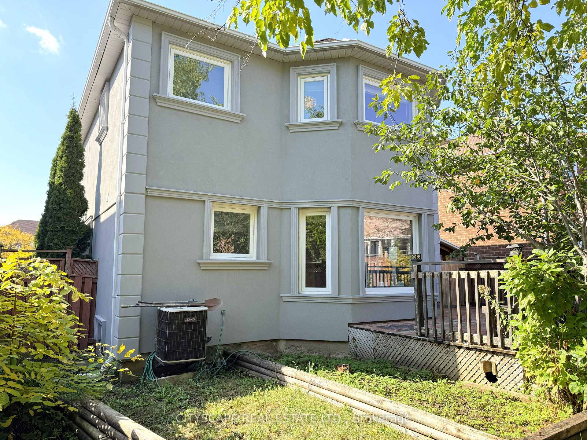 Photo 48 of 5615 Whitehorn Avenue, Mississauga, East Credit — HOMEH
