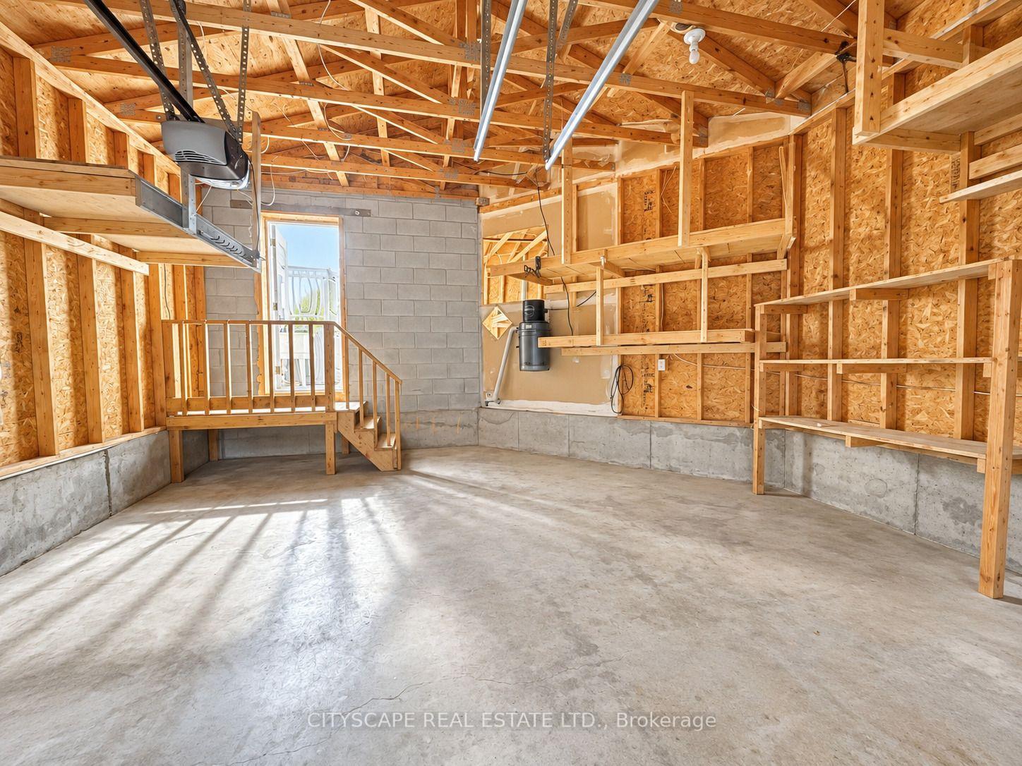 Photo 50 of 5615 Whitehorn Avenue, Mississauga, East Credit — HOMEH