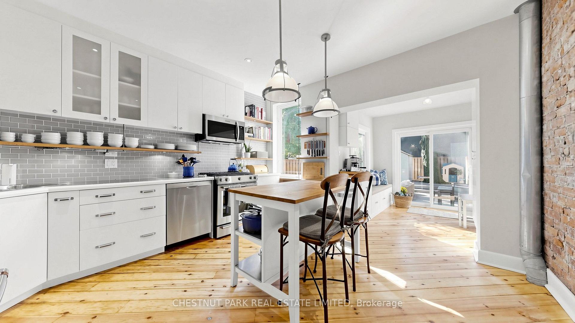 Photo 10 of 166 Rushton Road, Toronto, Wychwood — HOMEH