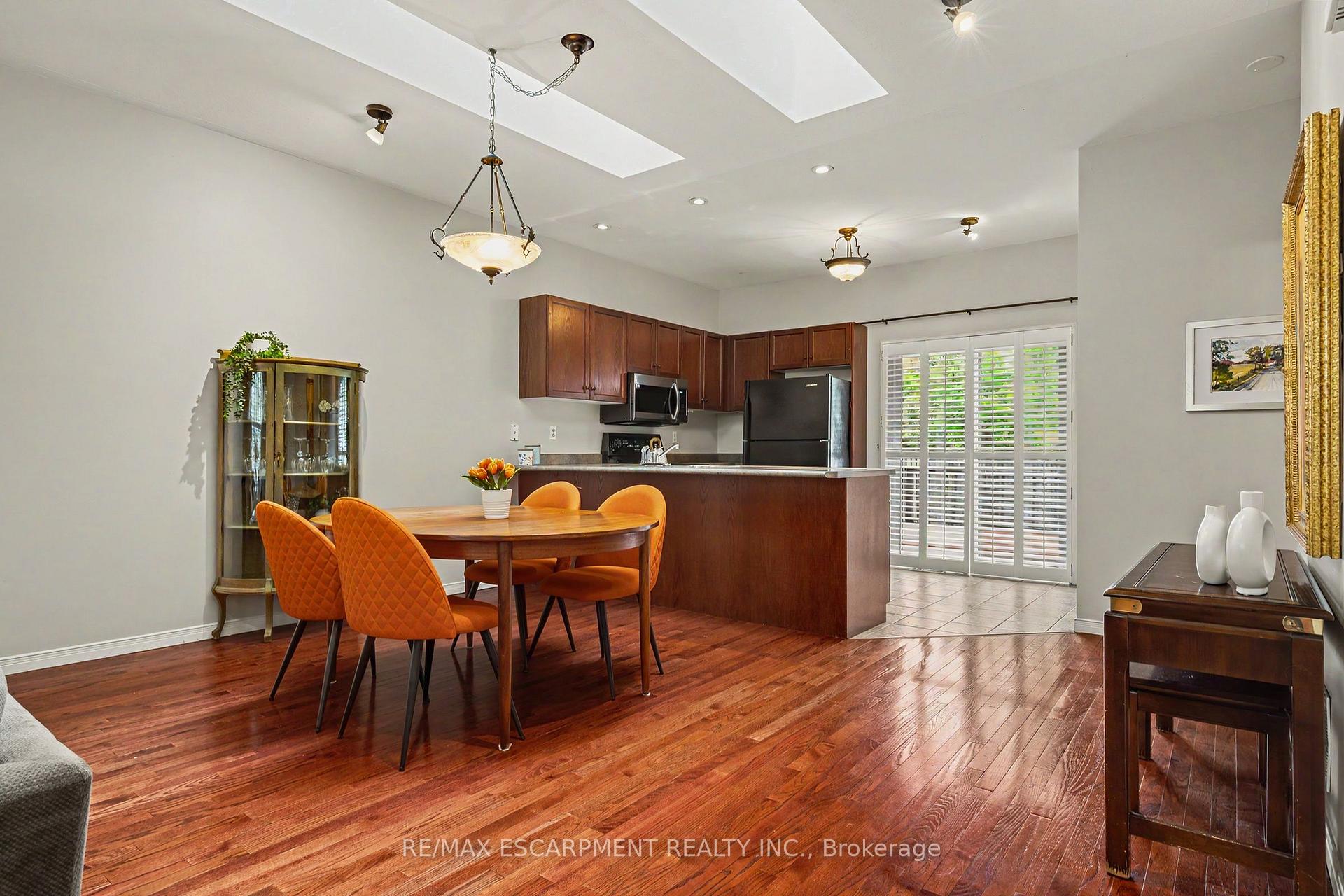 Photo 7 of Unit 49, 20 Kitty Murray Lane, Hamilton, Meadowlands — HOMEH