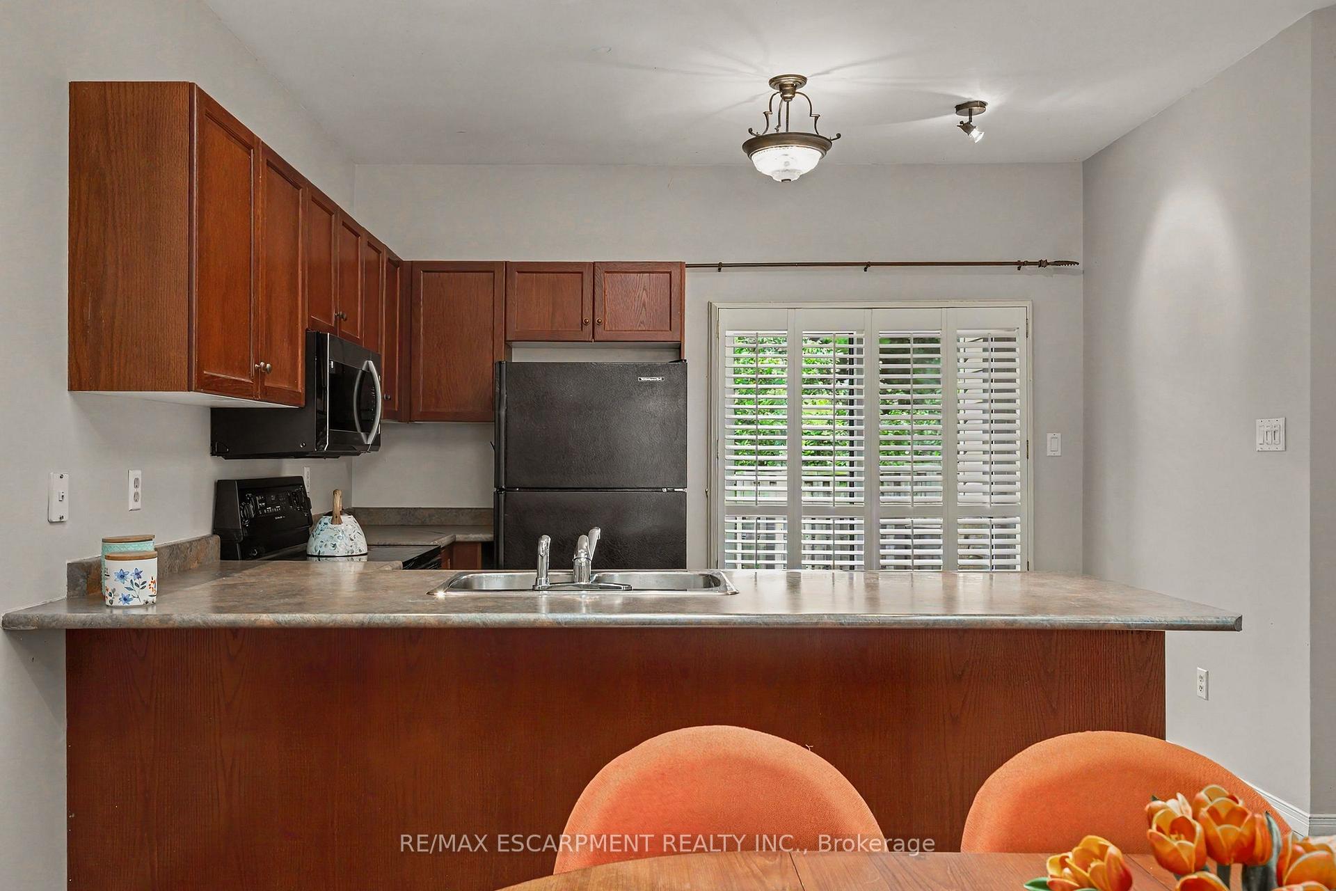 Photo 11 of Unit 49, 20 Kitty Murray Lane, Hamilton, Meadowlands — HOMEH