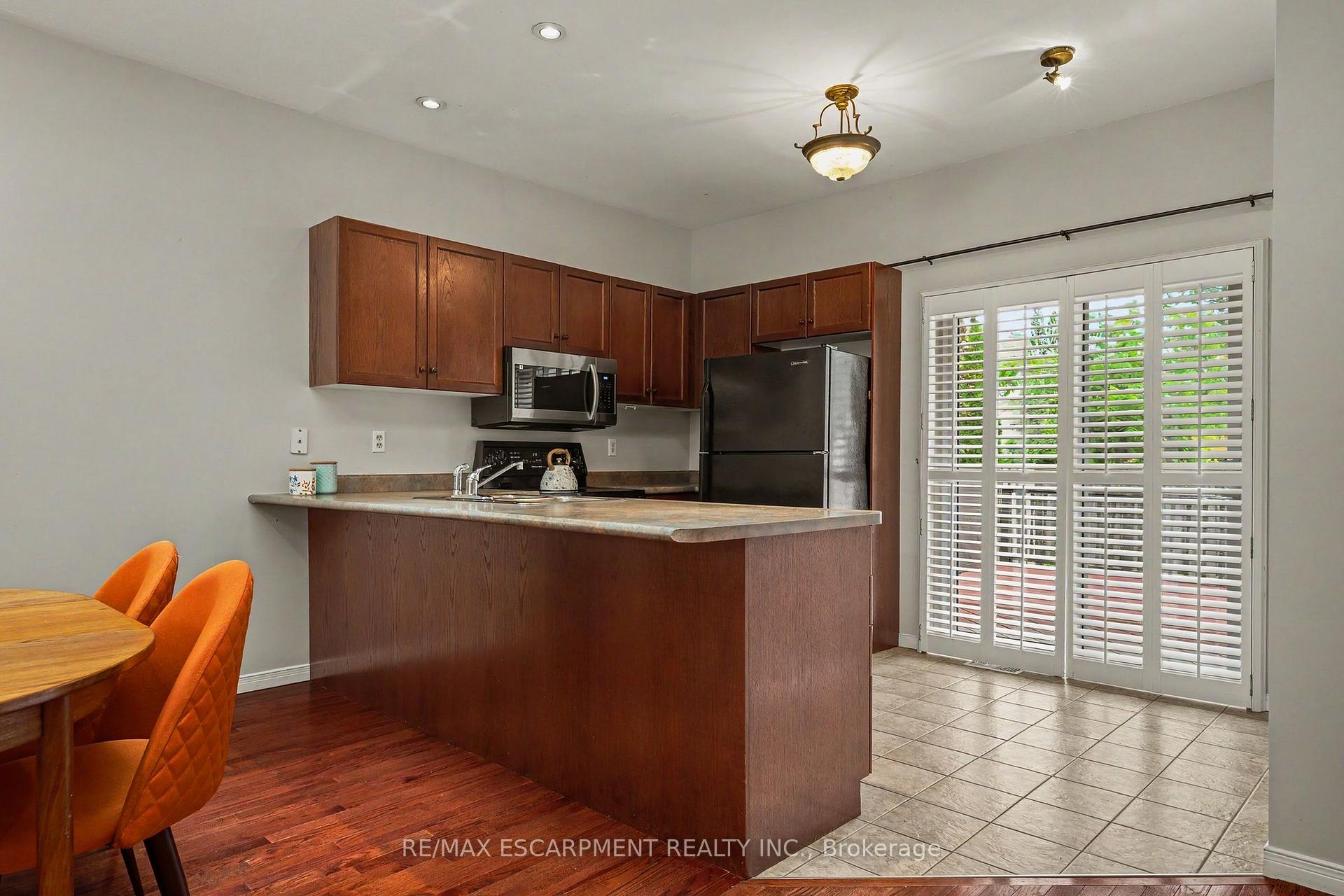 Photo 12 of Unit 49, 20 Kitty Murray Lane, Hamilton, Meadowlands — HOMEH
