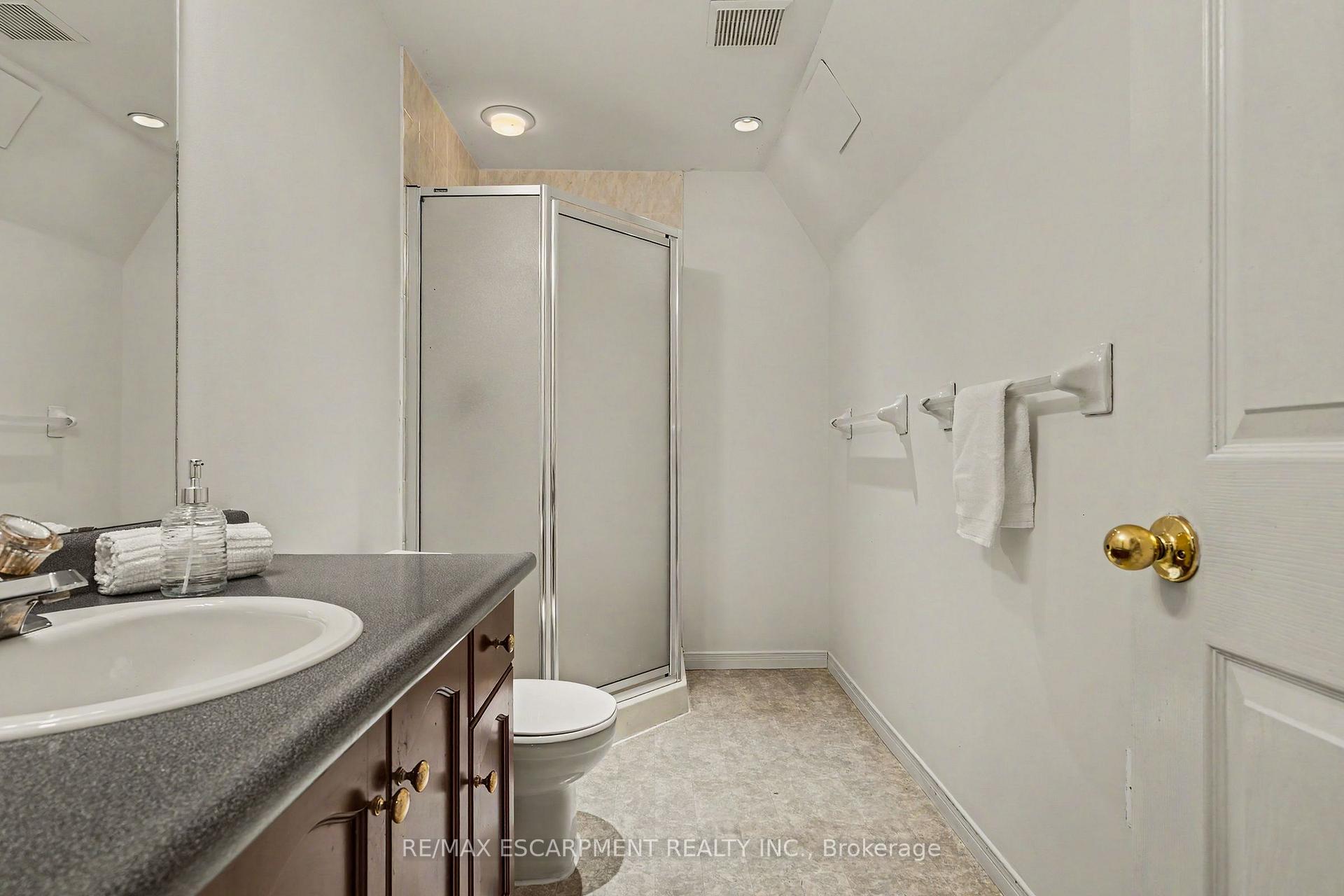 Photo 32 of Unit 49, 20 Kitty Murray Lane, Hamilton, Meadowlands — HOMEH