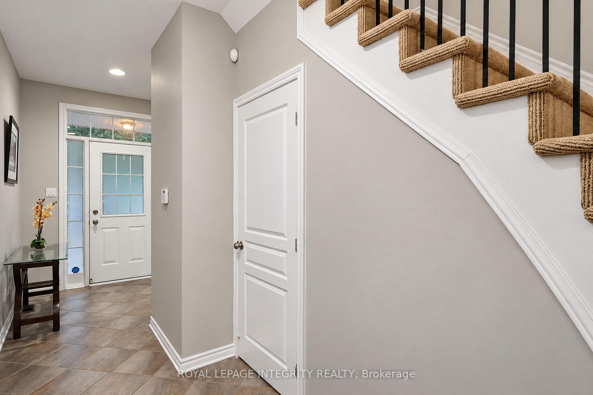 Photo 5 of 177 Saddlesmith Circle, Ottawa, Kanata - Emerald Meadows/Trailwest — HOMEH