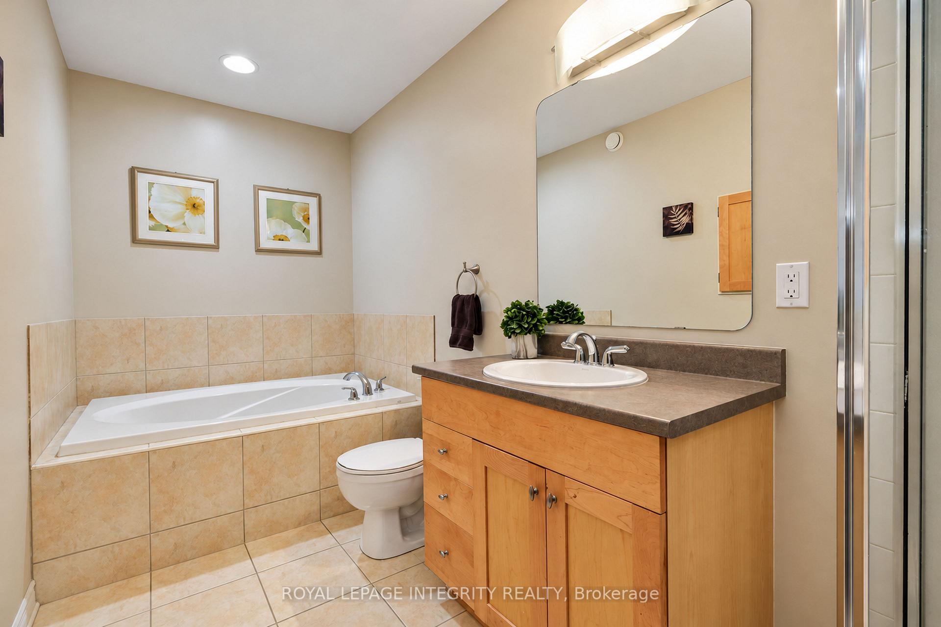 Photo 27 of 177 Saddlesmith Circle, Ottawa, Kanata - Emerald Meadows/Trailwest — HOMEH