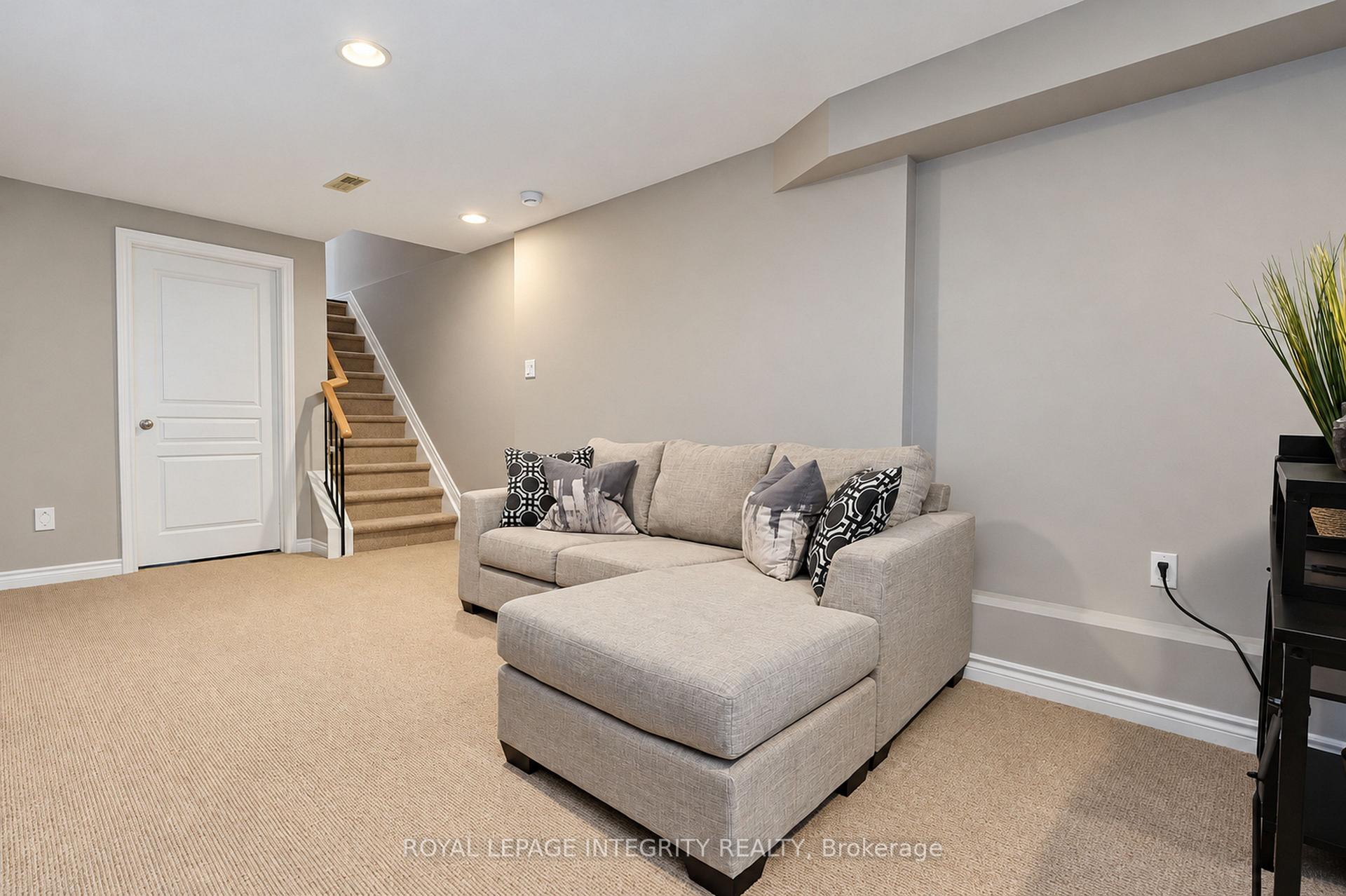 Photo 35 of 177 Saddlesmith Circle, Ottawa, Kanata - Emerald Meadows/Trailwest — HOMEH