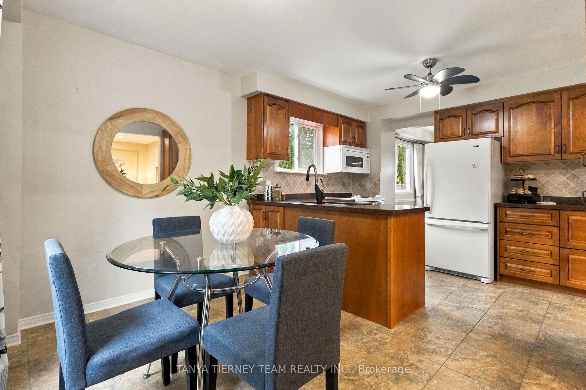 Photo 20 of 25 Coulton Court, Whitby, Blue Grass Meadows — HOMEH