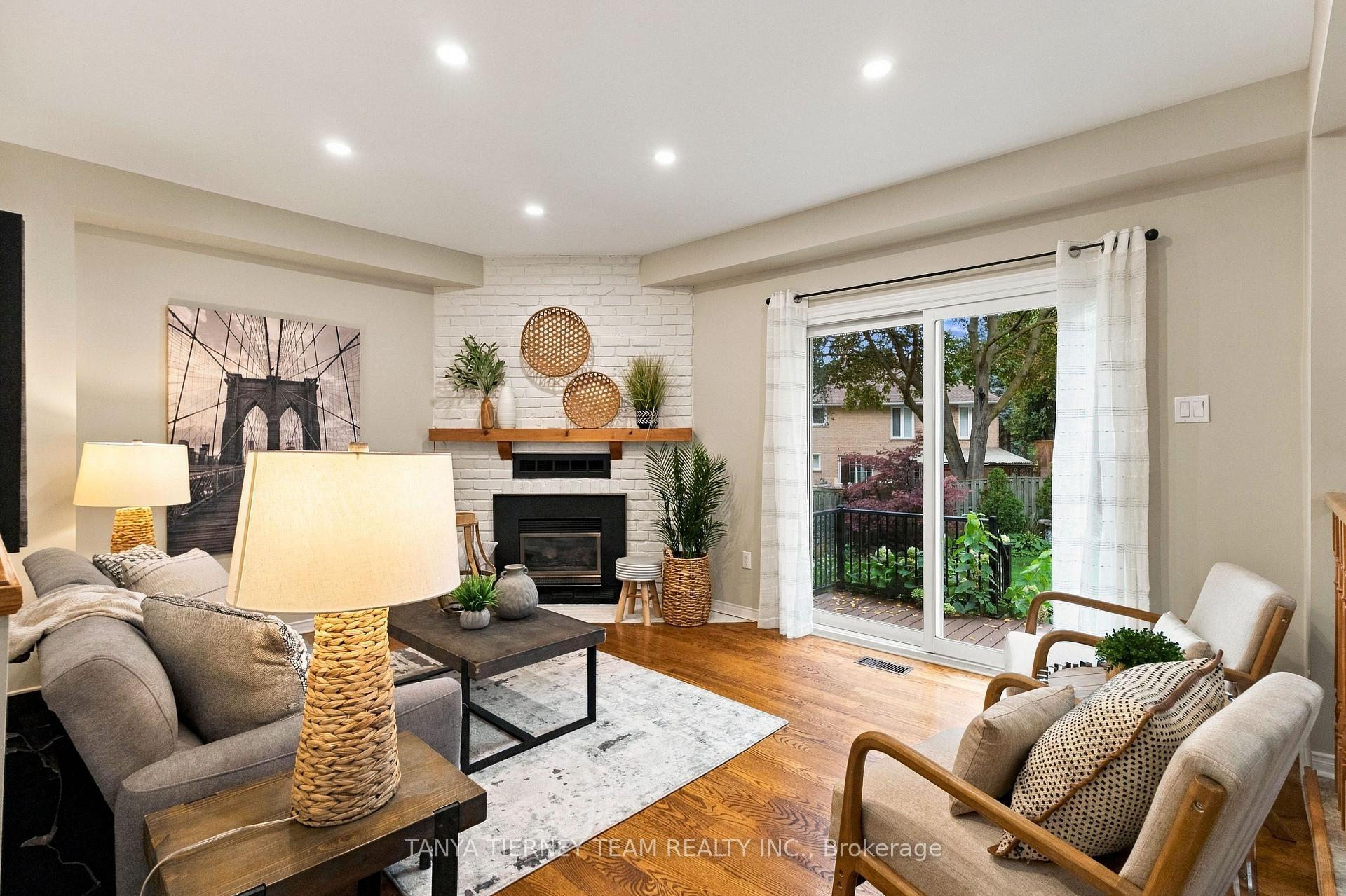 Photo 22 of 25 Coulton Court, Whitby, Blue Grass Meadows — HOMEH