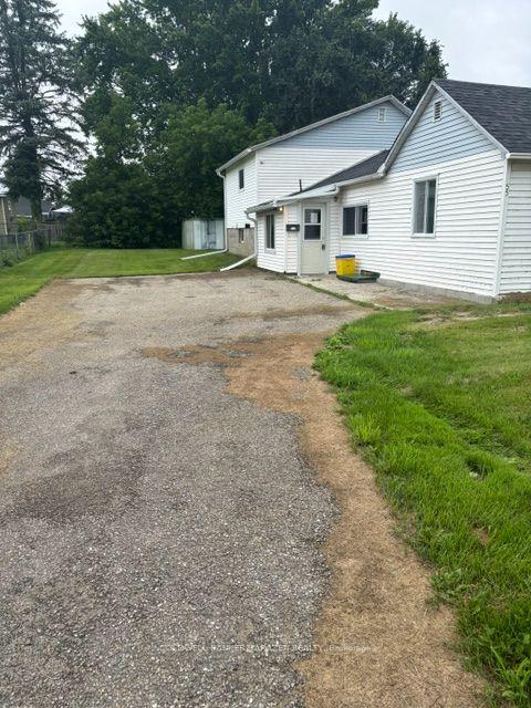 Photo 4 of 55 Alice Street, Smiths Falls, Smiths Falls — HOMEH