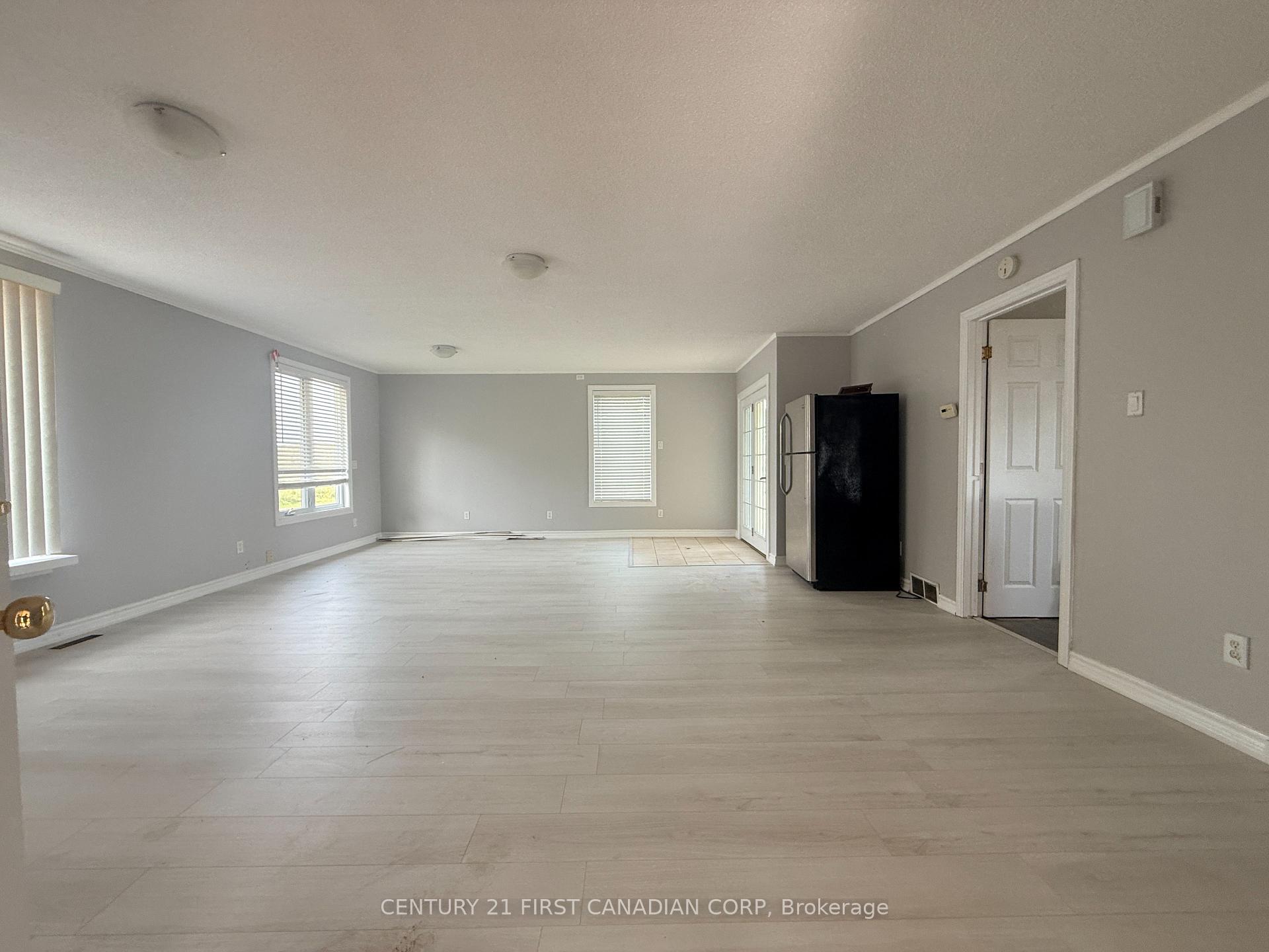 Photo 8 of 1577 Colborne Street E, Brant, Brantford Twp — HOMEH