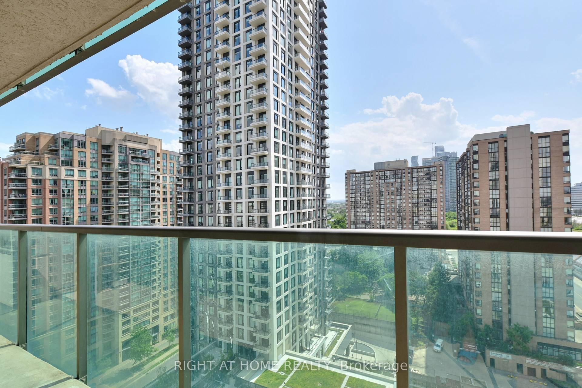 Photo 16 of Unit 2005, 208 Enfield Place, Mississauga, City Centre — HOMEH