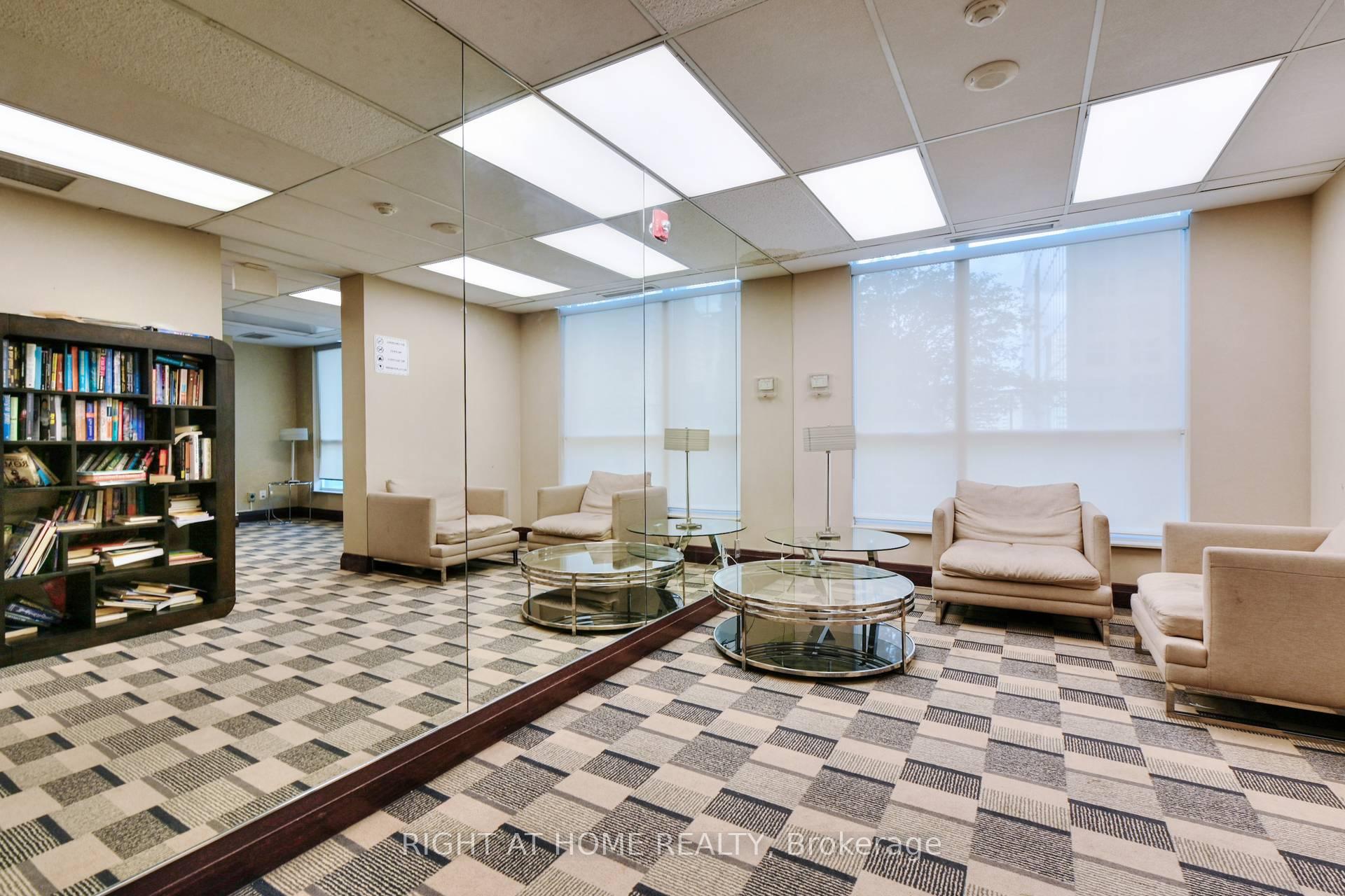 Photo 19 of Unit 2005, 208 Enfield Place, Mississauga, City Centre — HOMEH