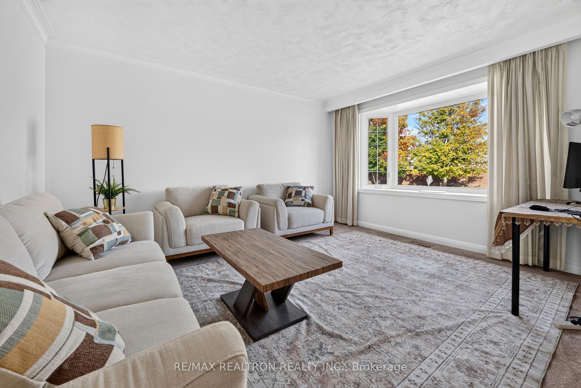 Photo 6 of 32 Linton Avenue, Ajax, Central West — HOMEH