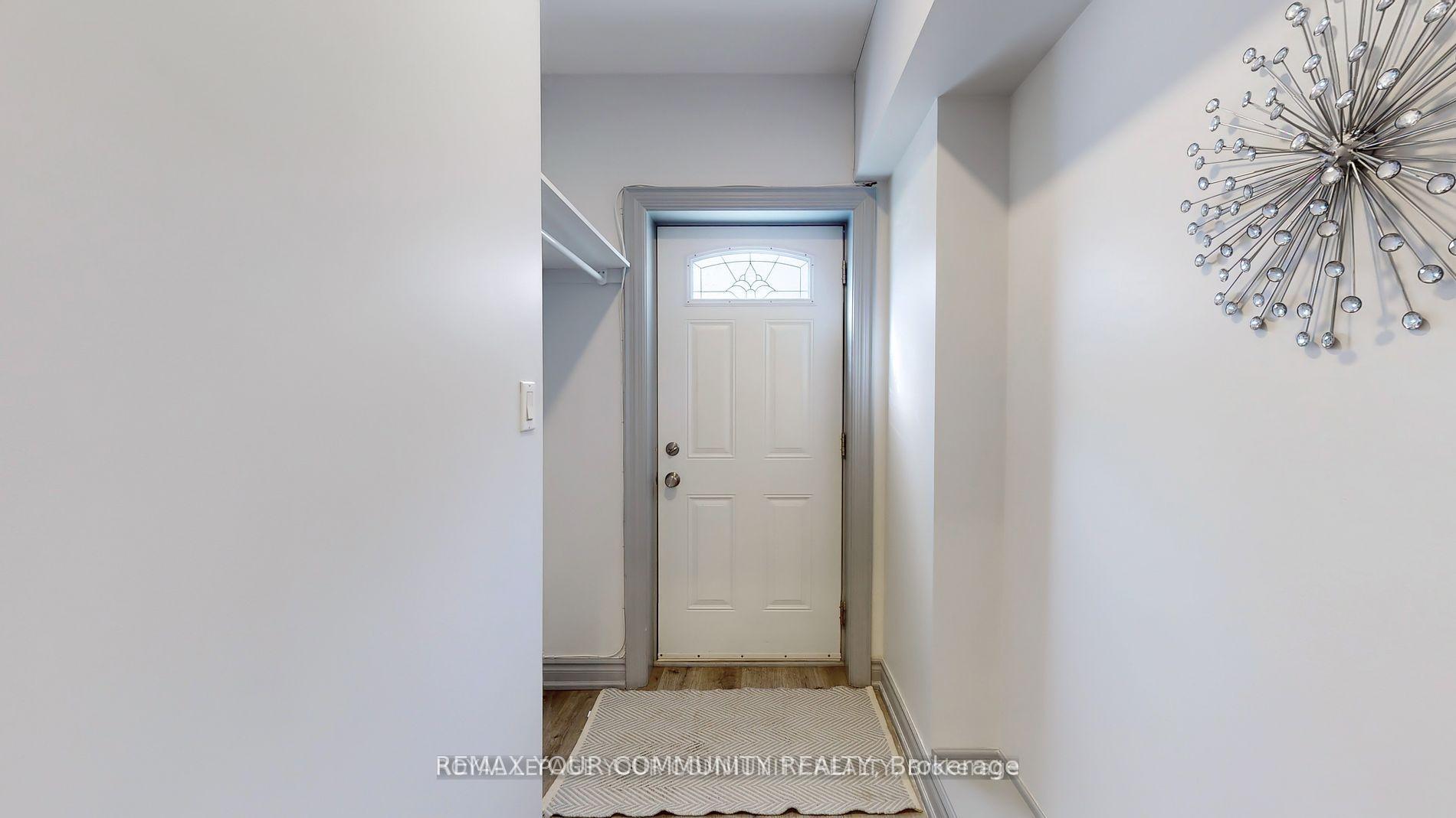 Photo 2 of Unit C, 586 Parliament Street, Toronto, Cabbagetown-South St. James Town — HOMEH