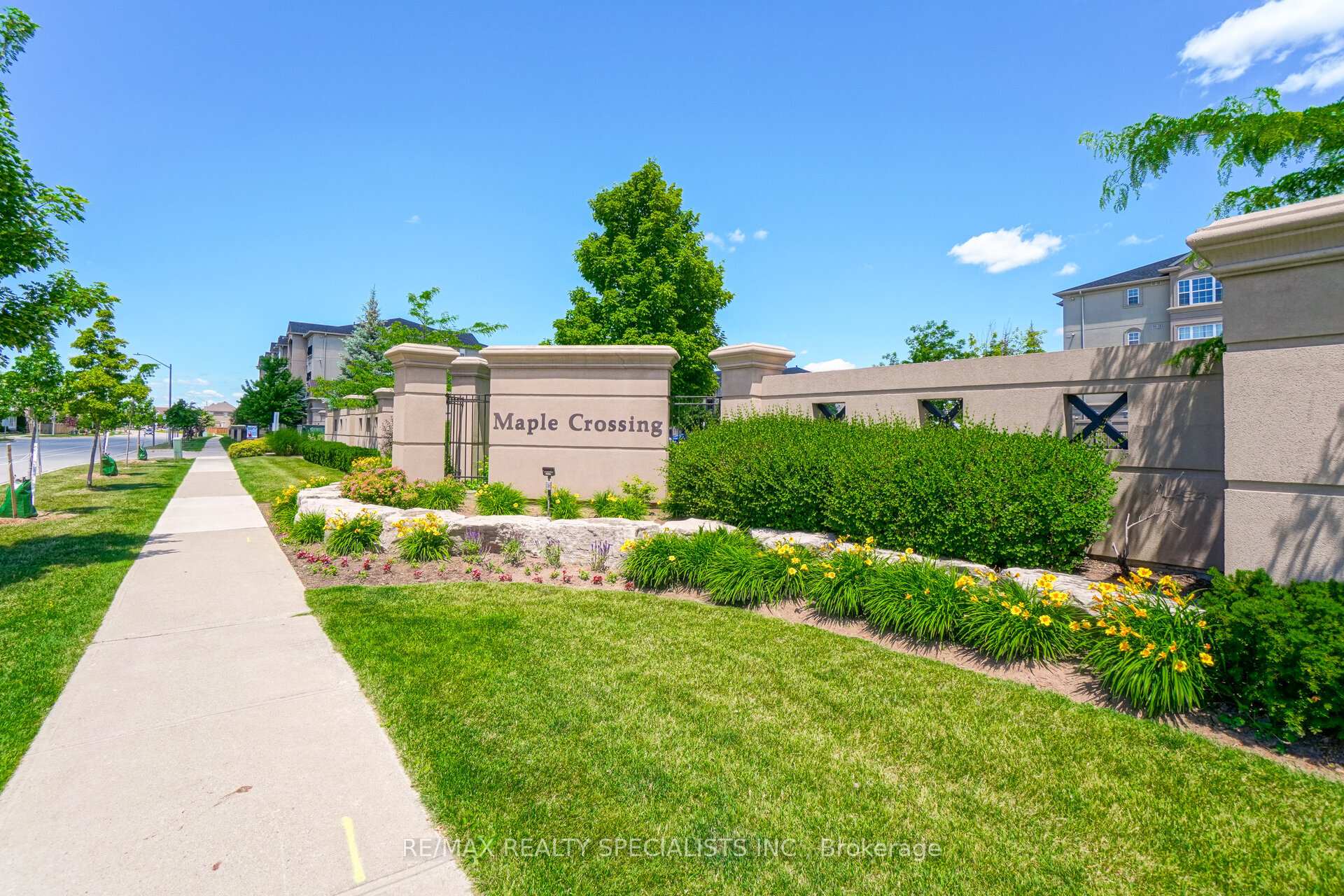 Photo of Unit 414, 1483 Maple Avenue