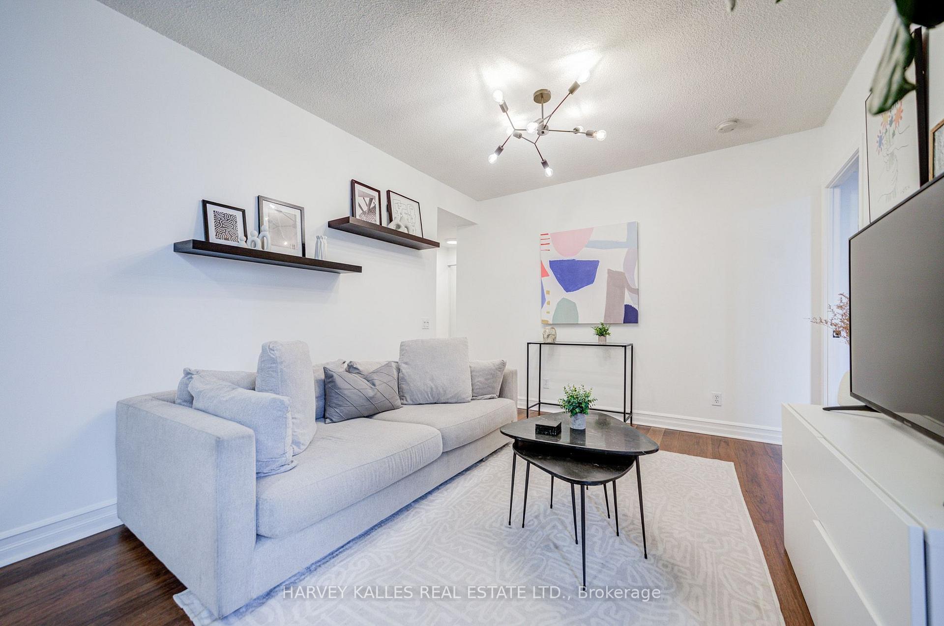 Photo 12 of Unit 910, 5 Rosehill Avenue, Toronto, Rosedale-Moore Park — HOMEH