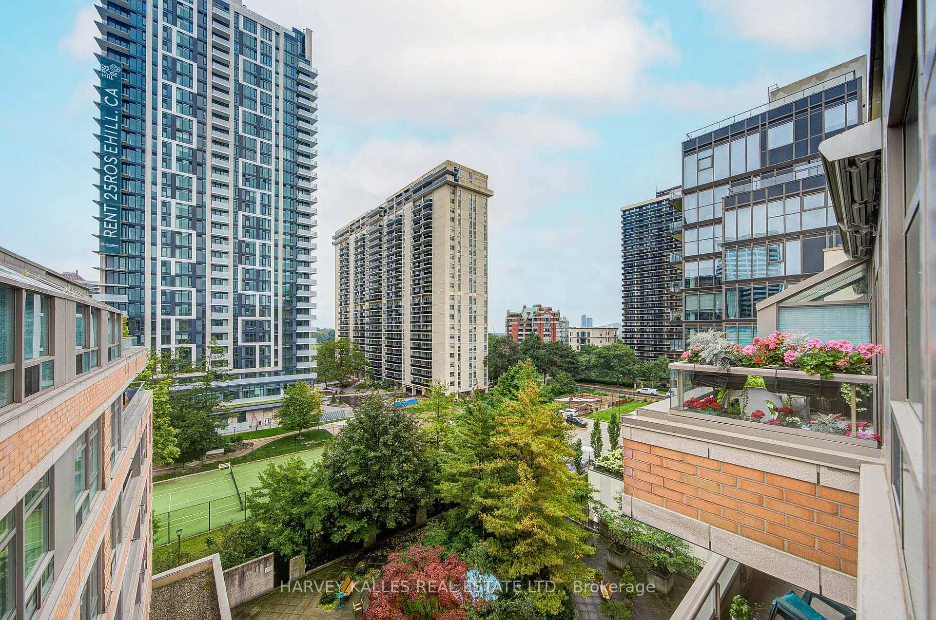 Photo 29 of Unit 910, 5 Rosehill Avenue, Toronto, Rosedale-Moore Park — HOMEH
