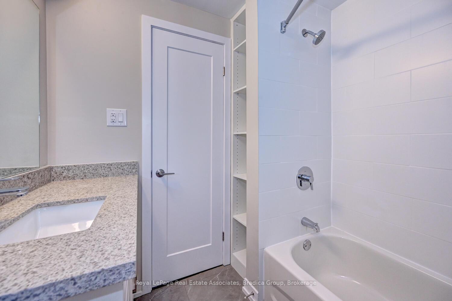 Photo 15 of 110 Conway Drive, Kitchener, Stanley Park — HOMEH