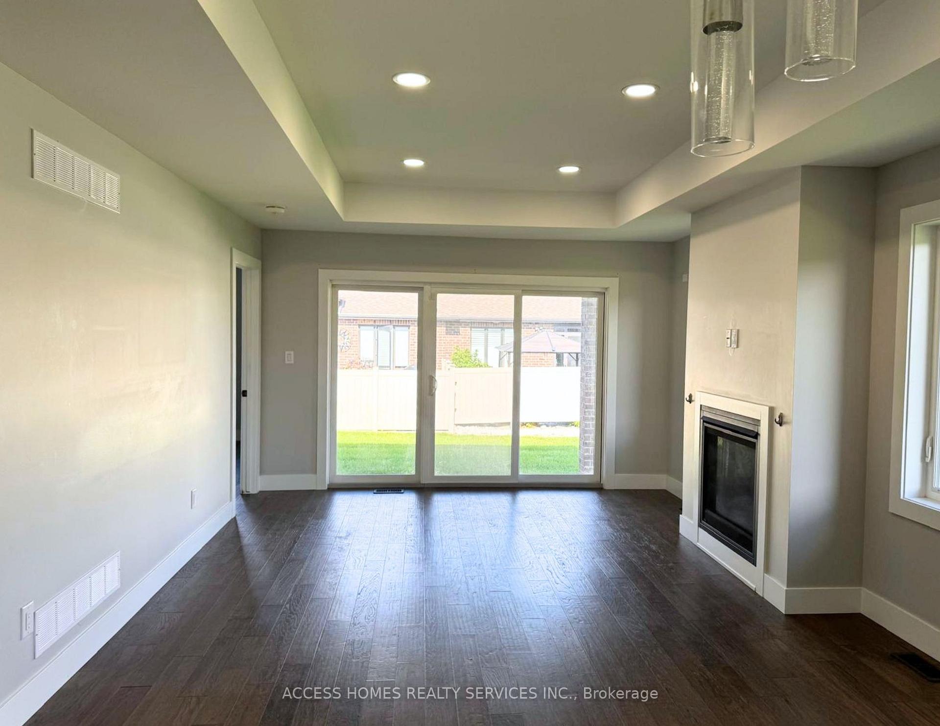 Photo 5 of 78 Bordeaux Place, Chatham-Kent, Chatham — HOMEH