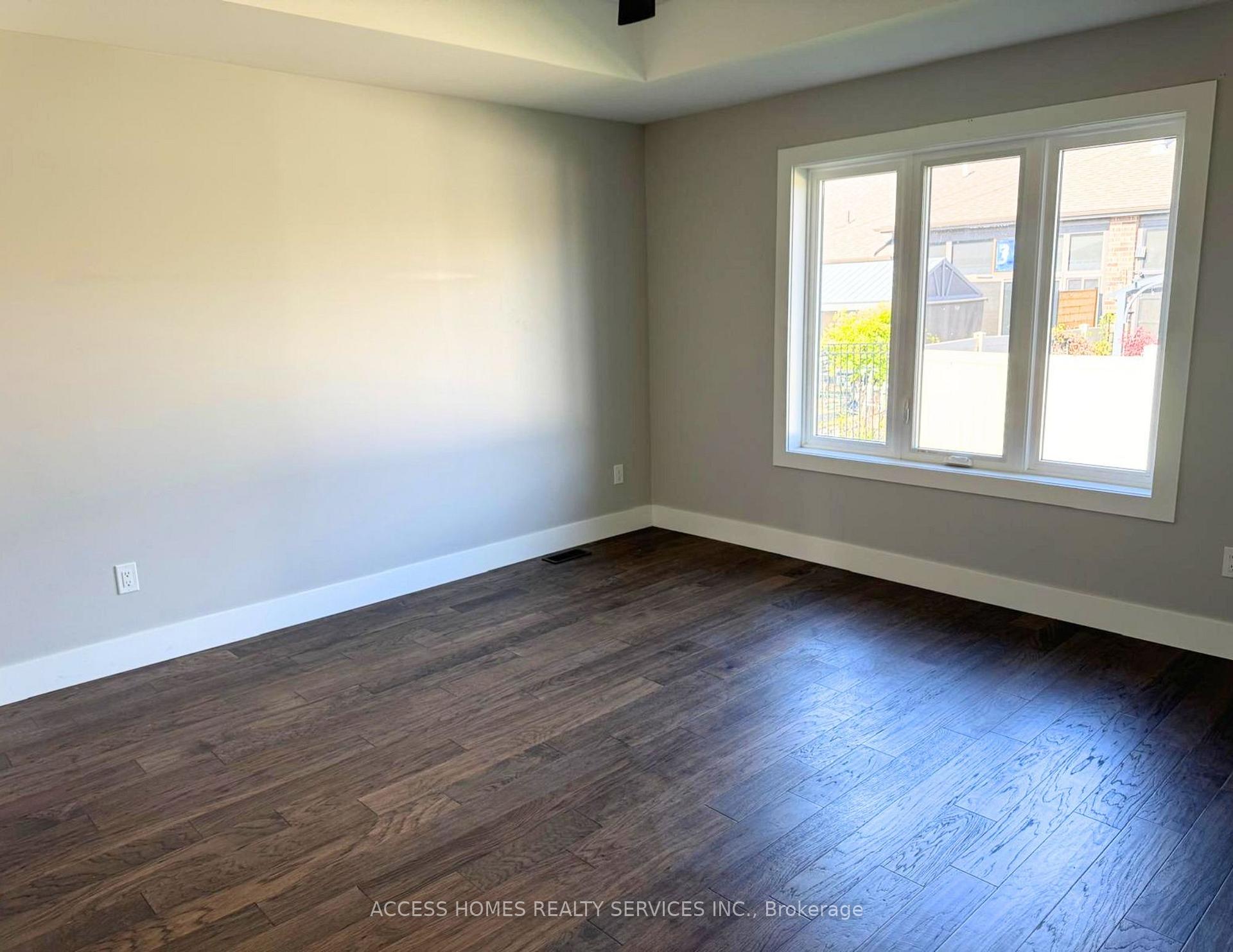 Photo 8 of 78 Bordeaux Place, Chatham-Kent, Chatham — HOMEH
