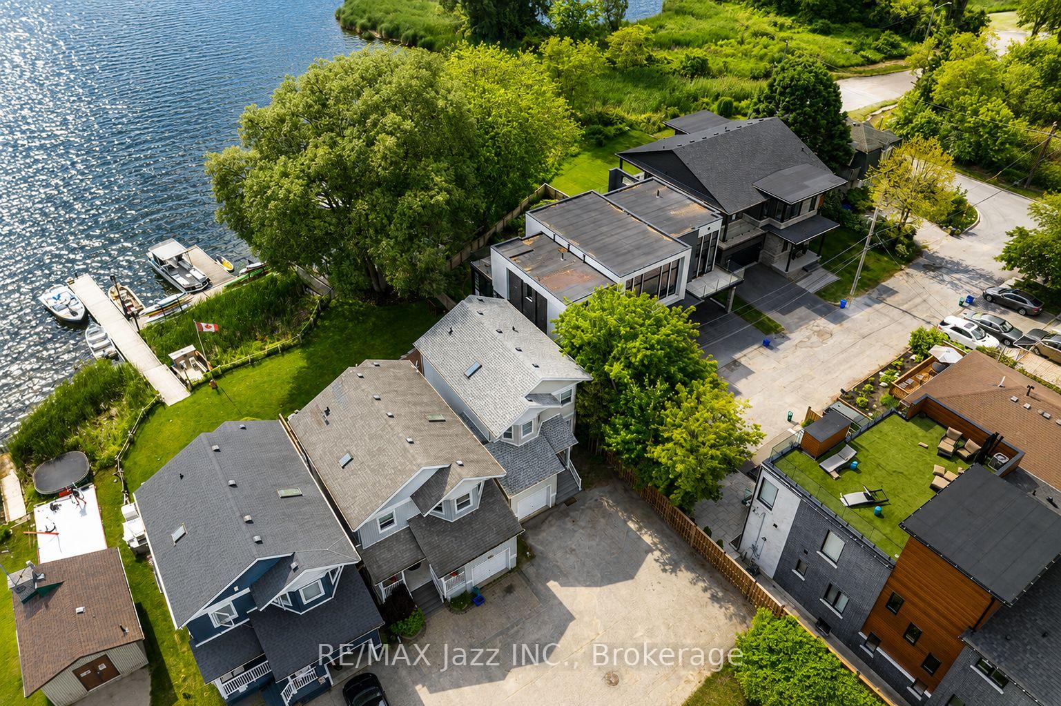 Photo 3 of 1236 Bayview Street, Pickering, Bay Ridges — HOMEH