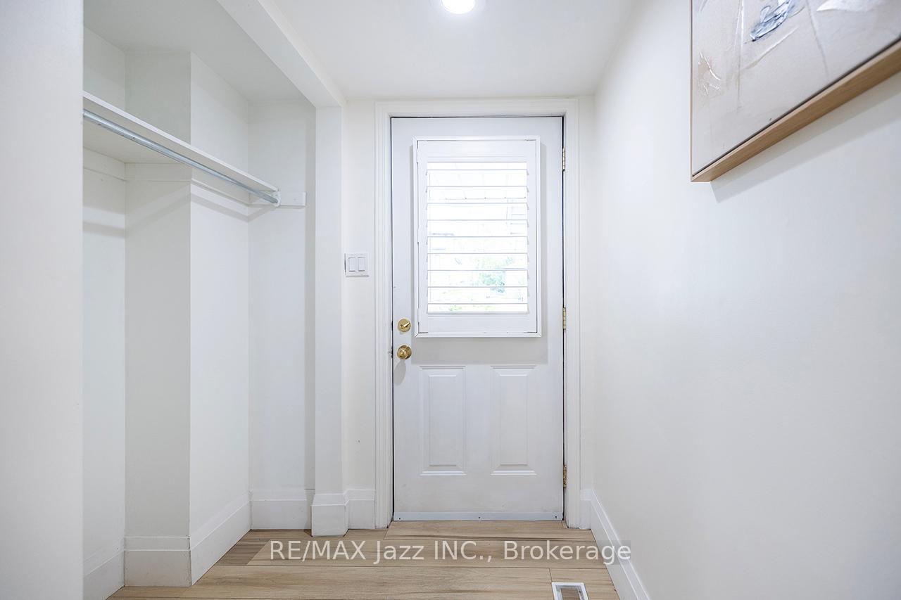 Photo 6 of 1236 Bayview Street, Pickering, Bay Ridges — HOMEH