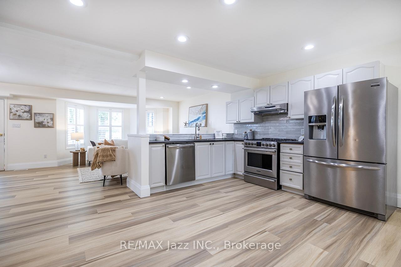 Photo 7 of 1236 Bayview Street, Pickering, Bay Ridges — HOMEH