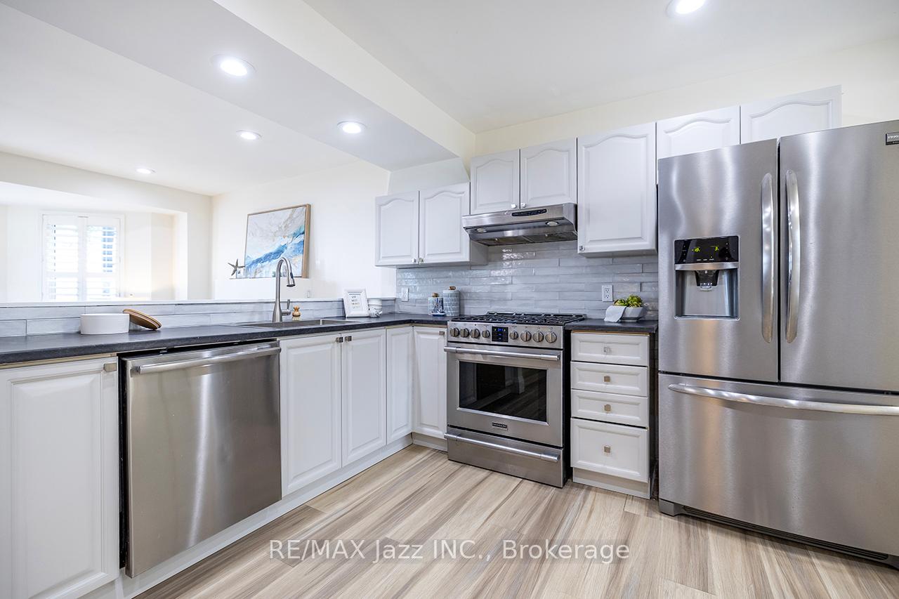 Photo 8 of 1236 Bayview Street, Pickering, Bay Ridges — HOMEH