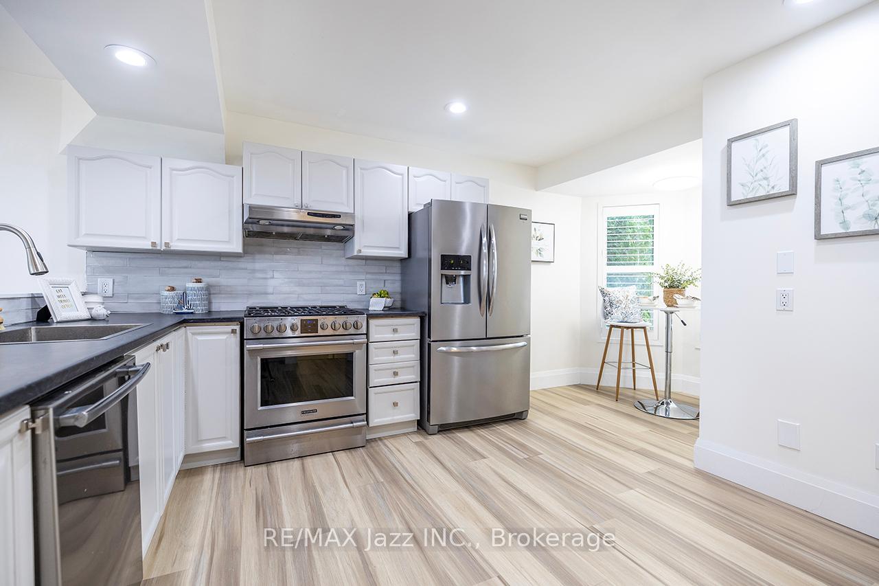 Photo 9 of 1236 Bayview Street, Pickering, Bay Ridges — HOMEH