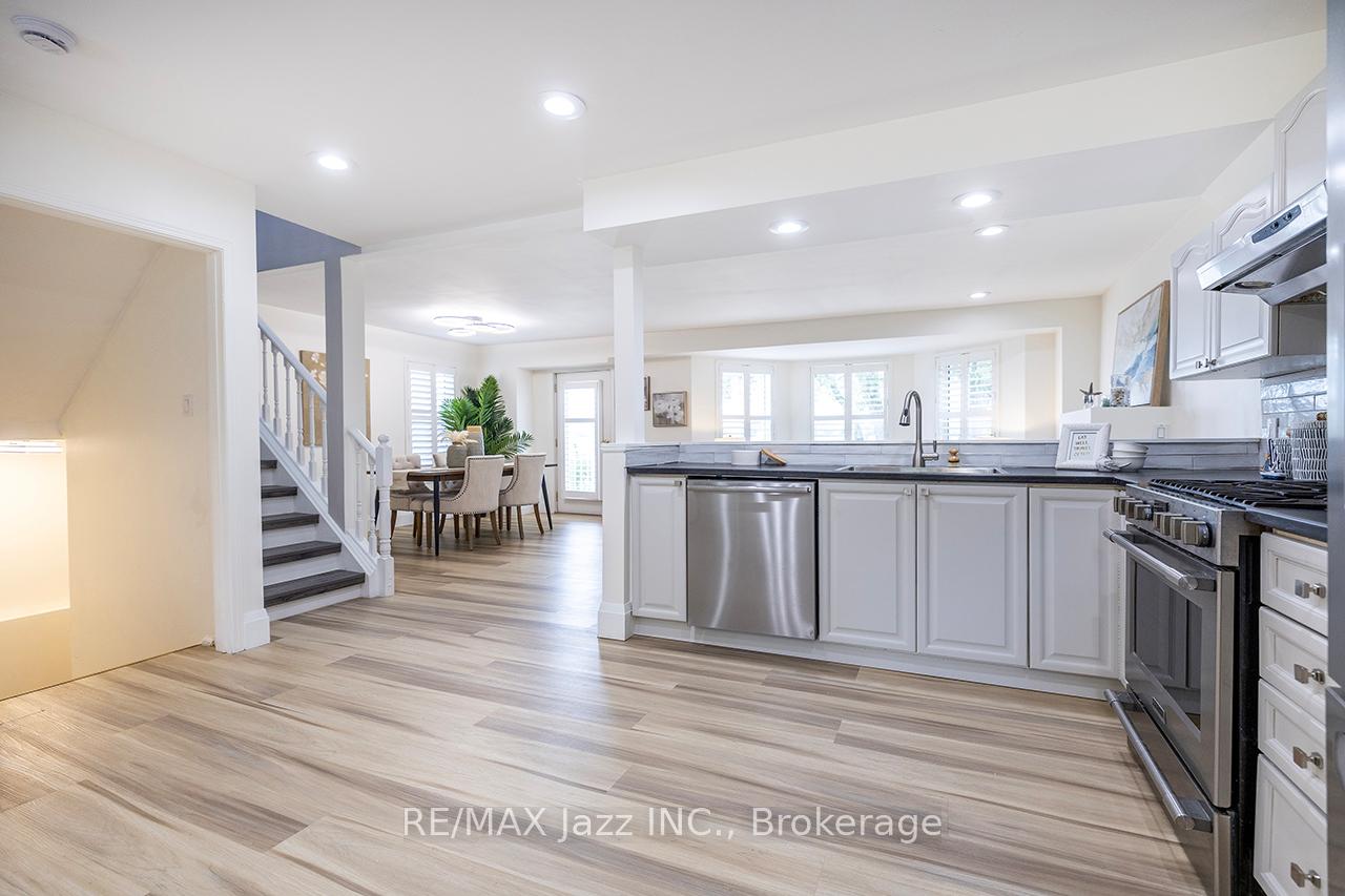 Photo 11 of 1236 Bayview Street, Pickering, Bay Ridges — HOMEH