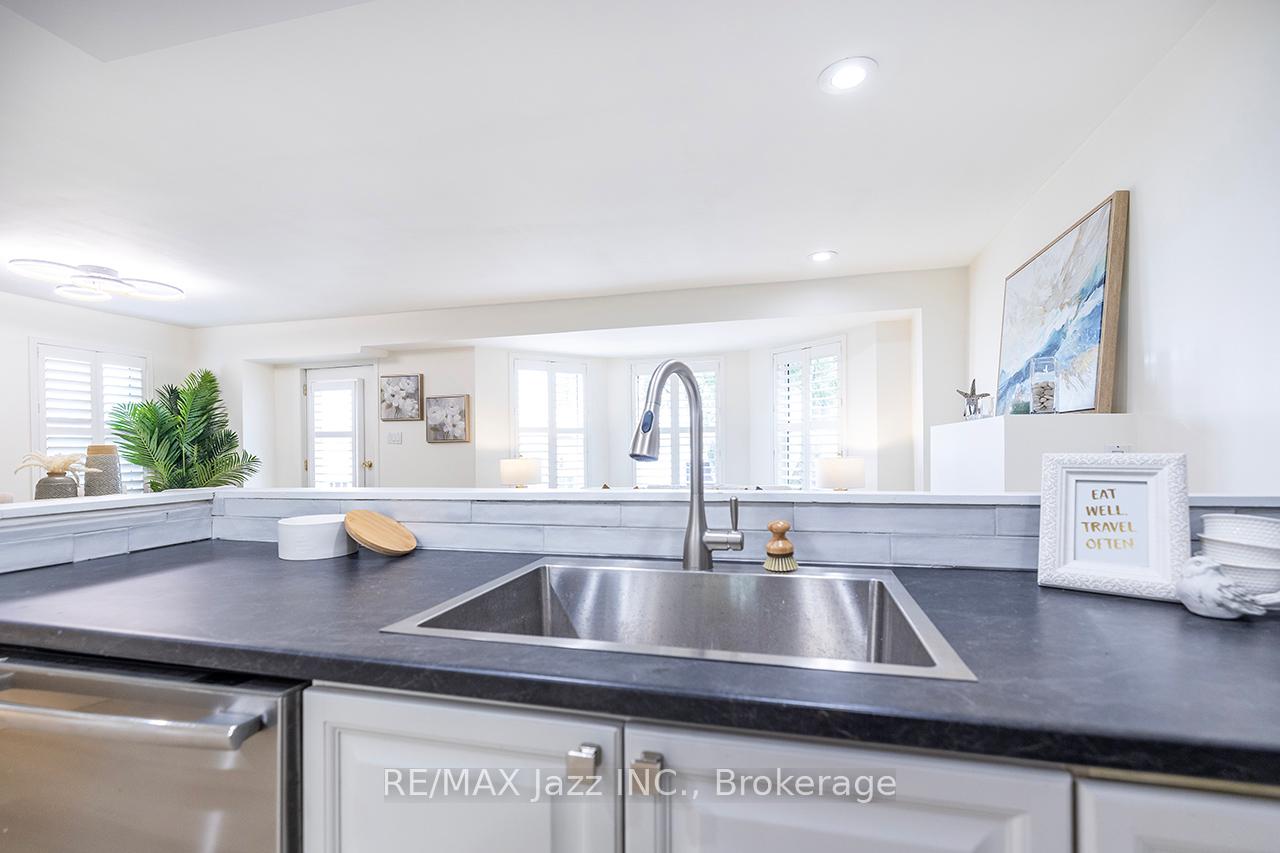 Photo 12 of 1236 Bayview Street, Pickering, Bay Ridges — HOMEH