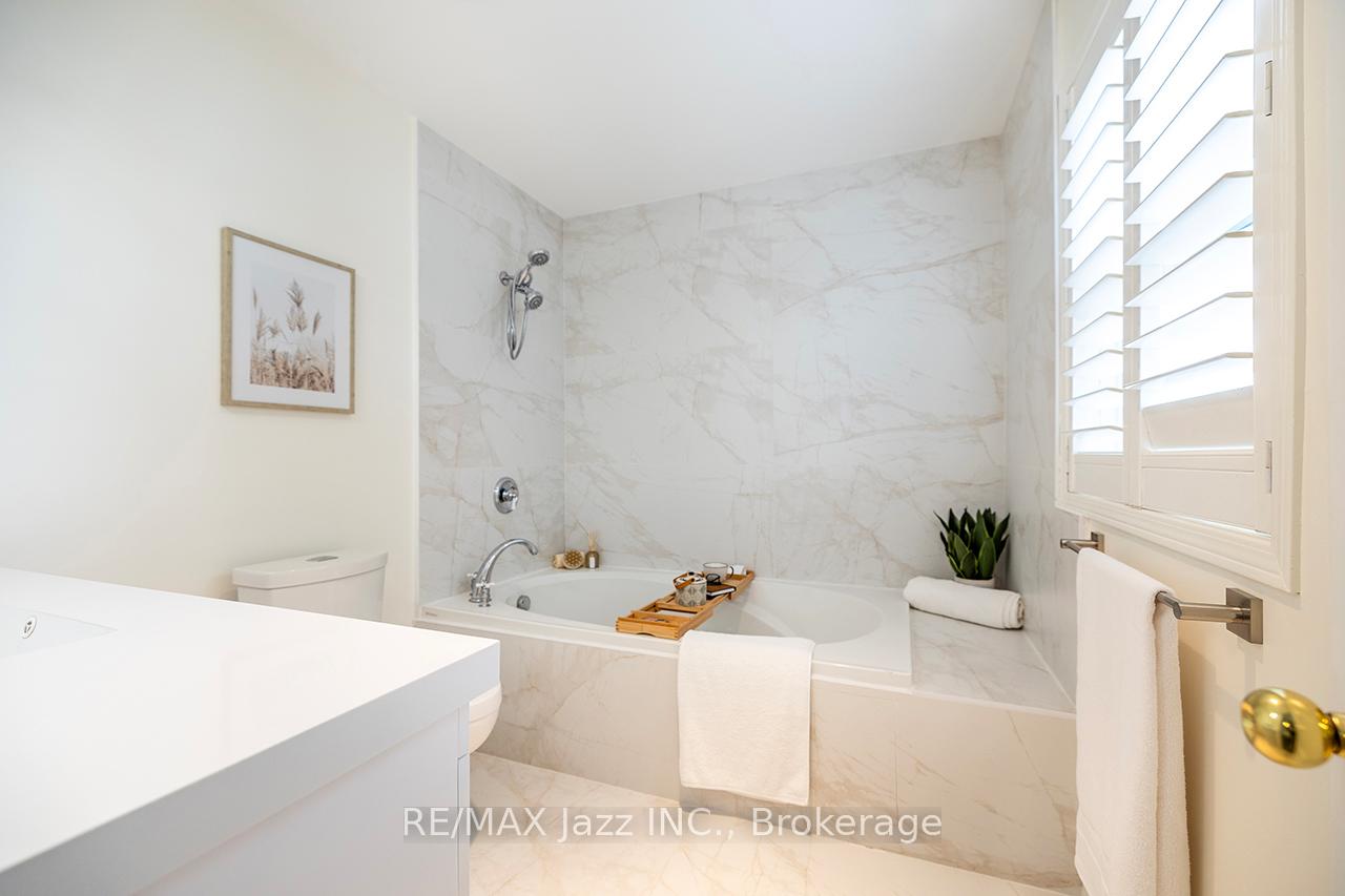 Photo 32 of 1236 Bayview Street, Pickering, Bay Ridges — HOMEH