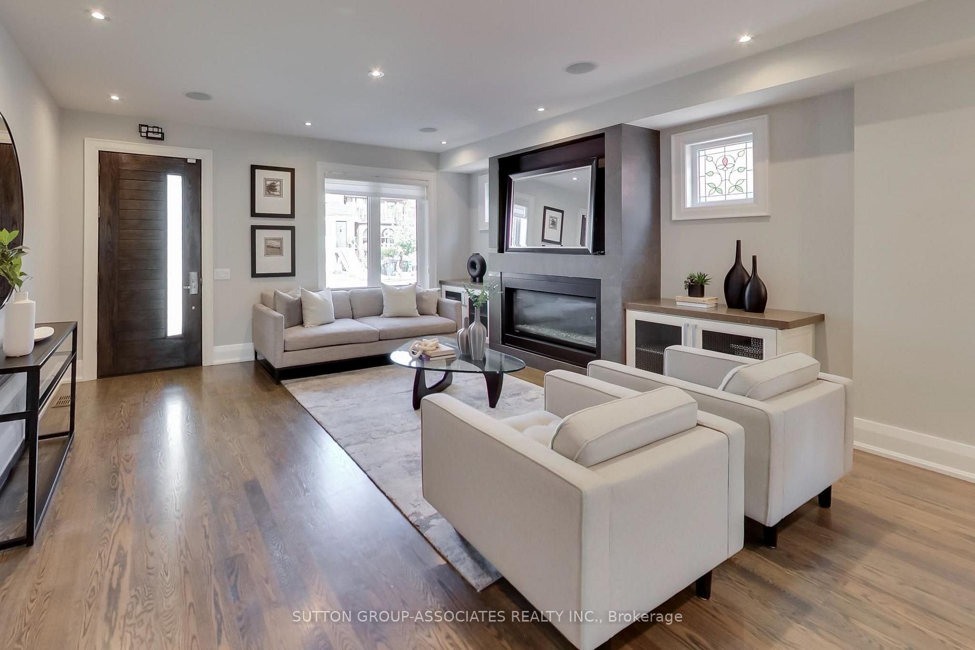 Photo 4 of 191 Rosemount Avenue, Toronto, Corso Italia-Davenport — HOMEH