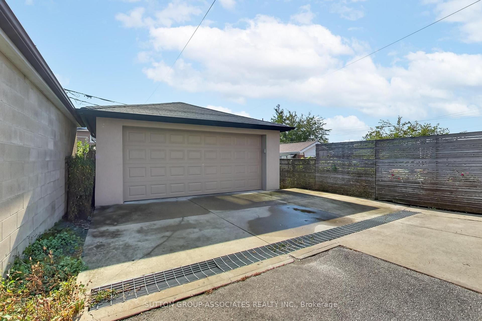 Photo 40 of 191 Rosemount Avenue, Toronto, Corso Italia-Davenport — HOMEH