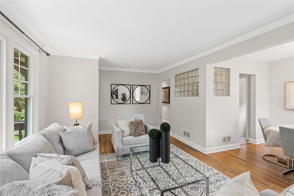 Photo 4 of 80 St Claire Avenue, Ottawa, Meadowlands/St. Claire Gardens — HOMEH