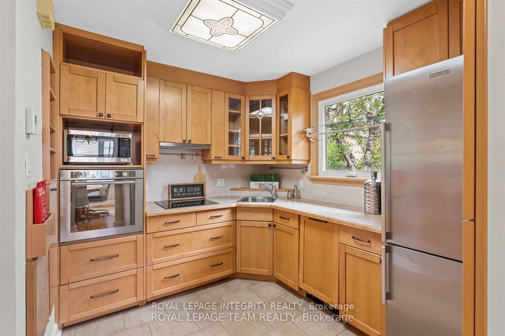 Photo 7 of 80 St Claire Avenue, Ottawa, Meadowlands/St. Claire Gardens — HOMEH