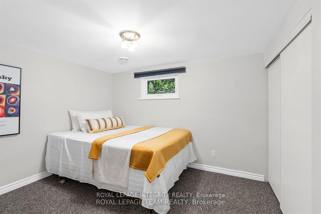 Photo 19 of 80 St Claire Avenue, Ottawa, Meadowlands/St. Claire Gardens — HOMEH