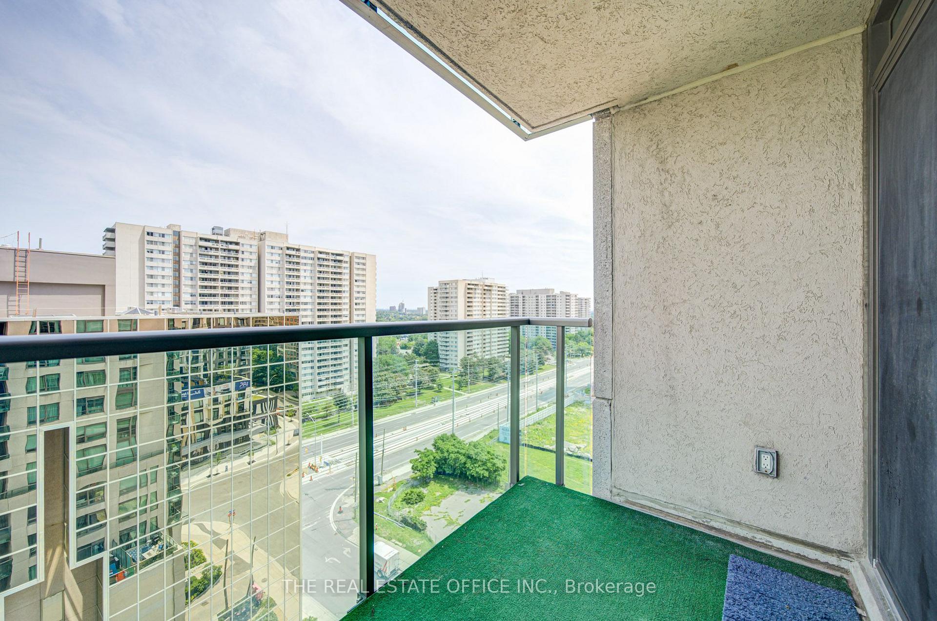 Photo 21 of Unit 1502, 208 Enfield Place, Mississauga, City Centre — HOMEH