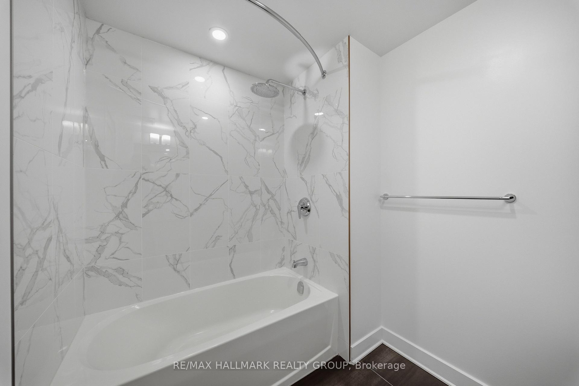 Photo 36 of Unit 2202, 180 George Street, Ottawa, Lower Town/Byward Market — HOMEH