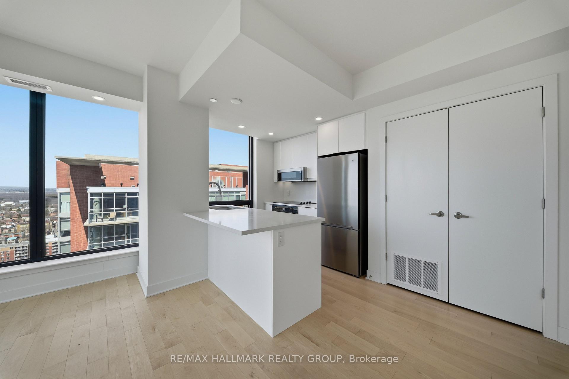 Photo 44 of Unit 2202, 180 George Street, Ottawa, Lower Town/Byward Market — HOMEH