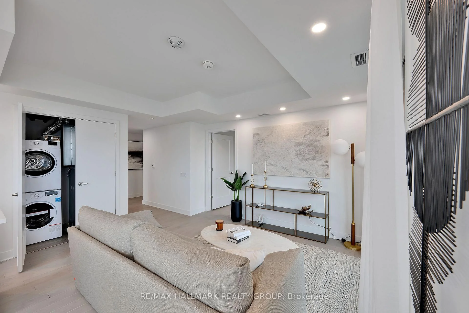 Photo 7 of Unit 2202, 180 George Street, Ottawa, Lower Town/Byward Market — HOMEH