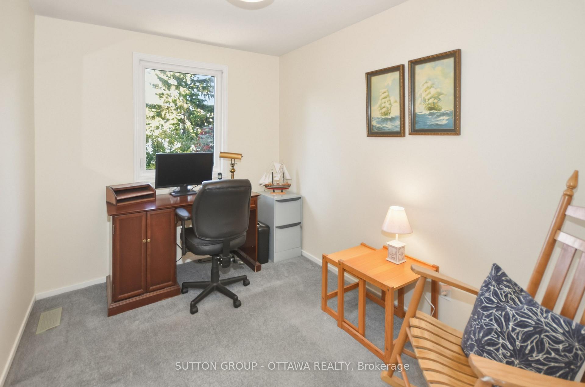 Photo 12 of 1616 St. Georges Street, Ottawa, Bilberry Creek/Queenswood Heights — HOMEH