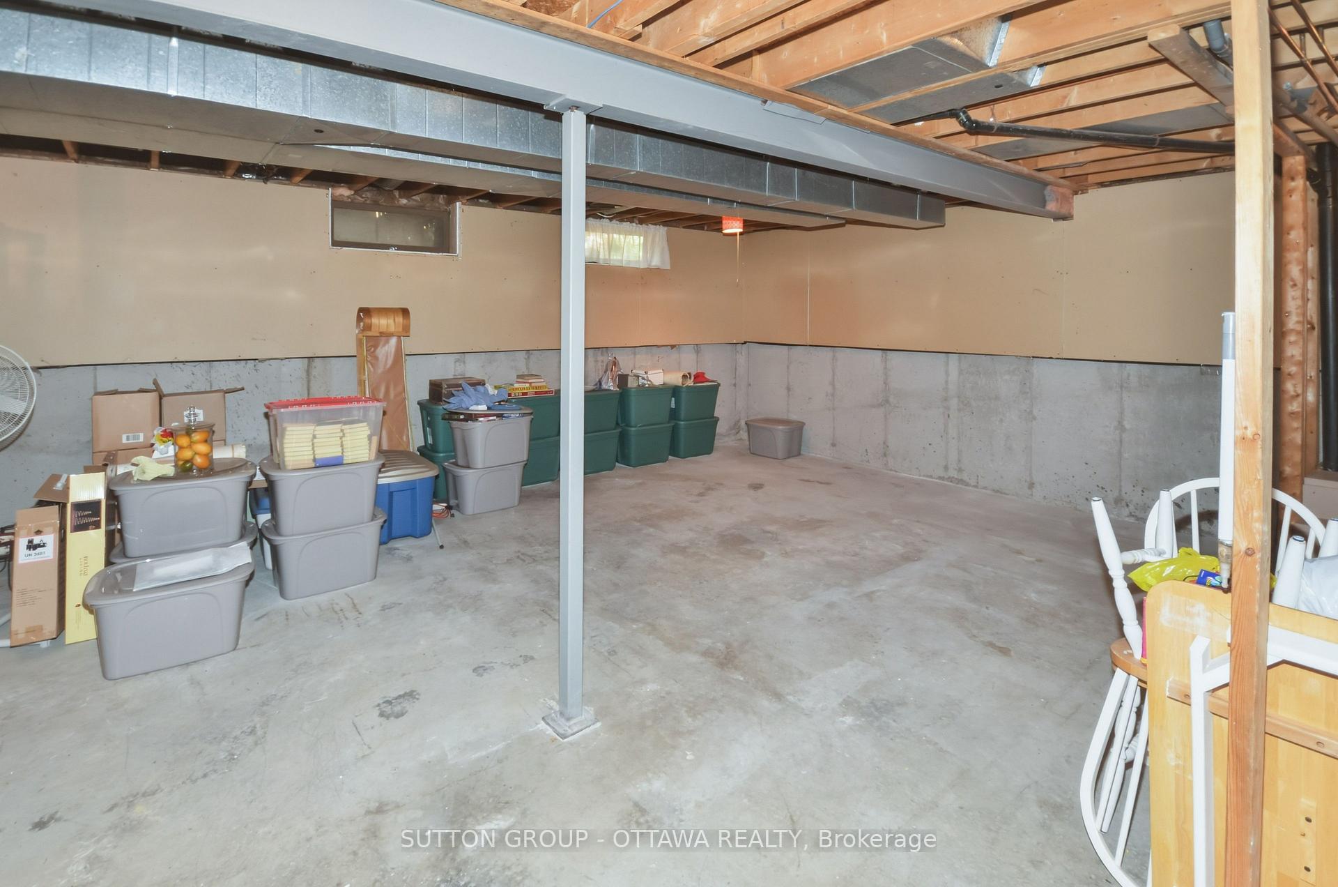 Photo 18 of 1616 St. Georges Street, Ottawa, Bilberry Creek/Queenswood Heights — HOMEH
