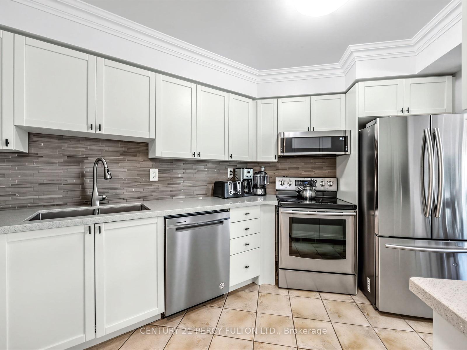 Photo 9 of Unit 201, 745 New Westminster Drive, Vaughan, Brownridge — HOMEH