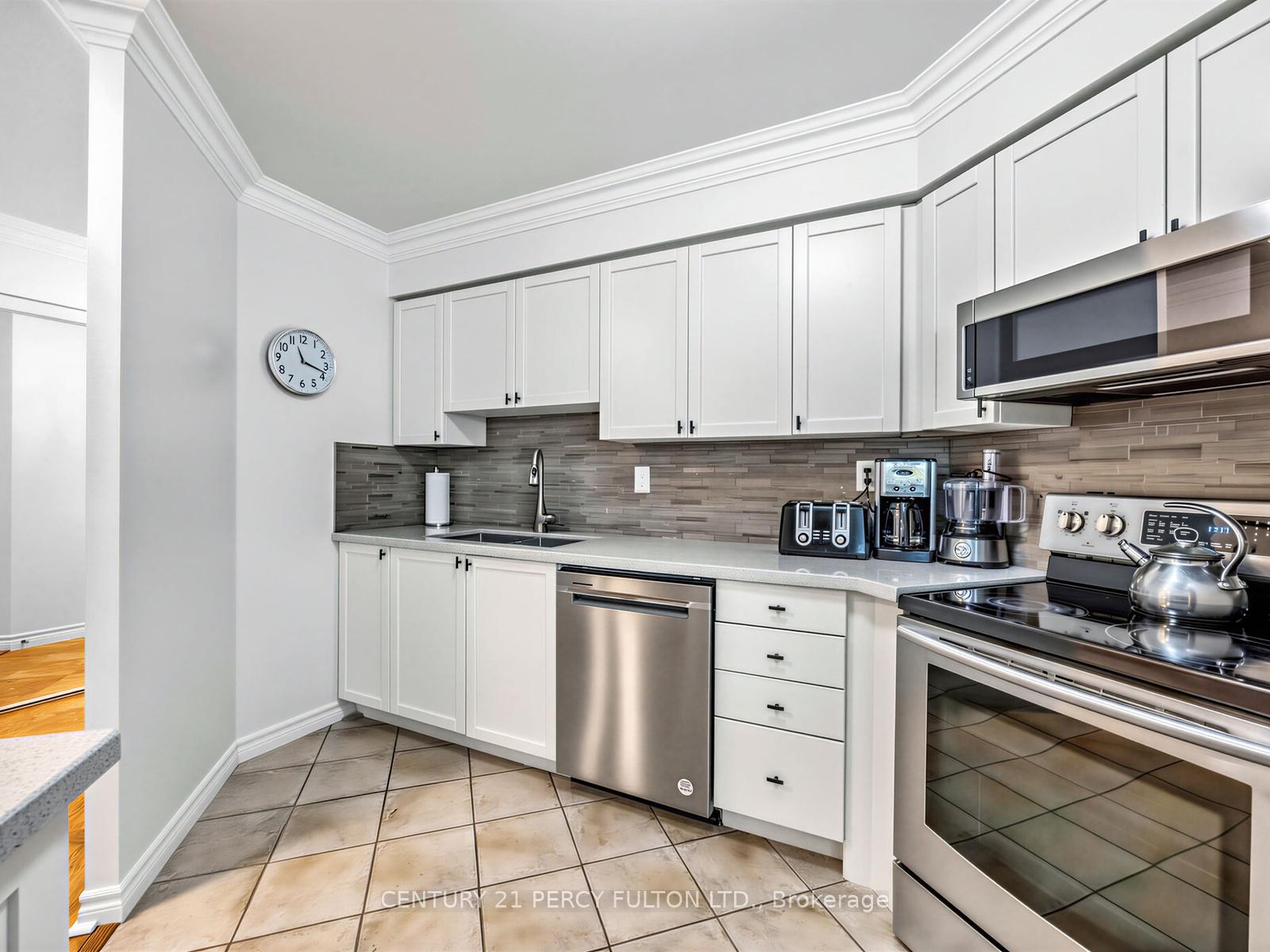 Photo 14 of Unit 201, 745 New Westminster Drive, Vaughan, Brownridge — HOMEH
