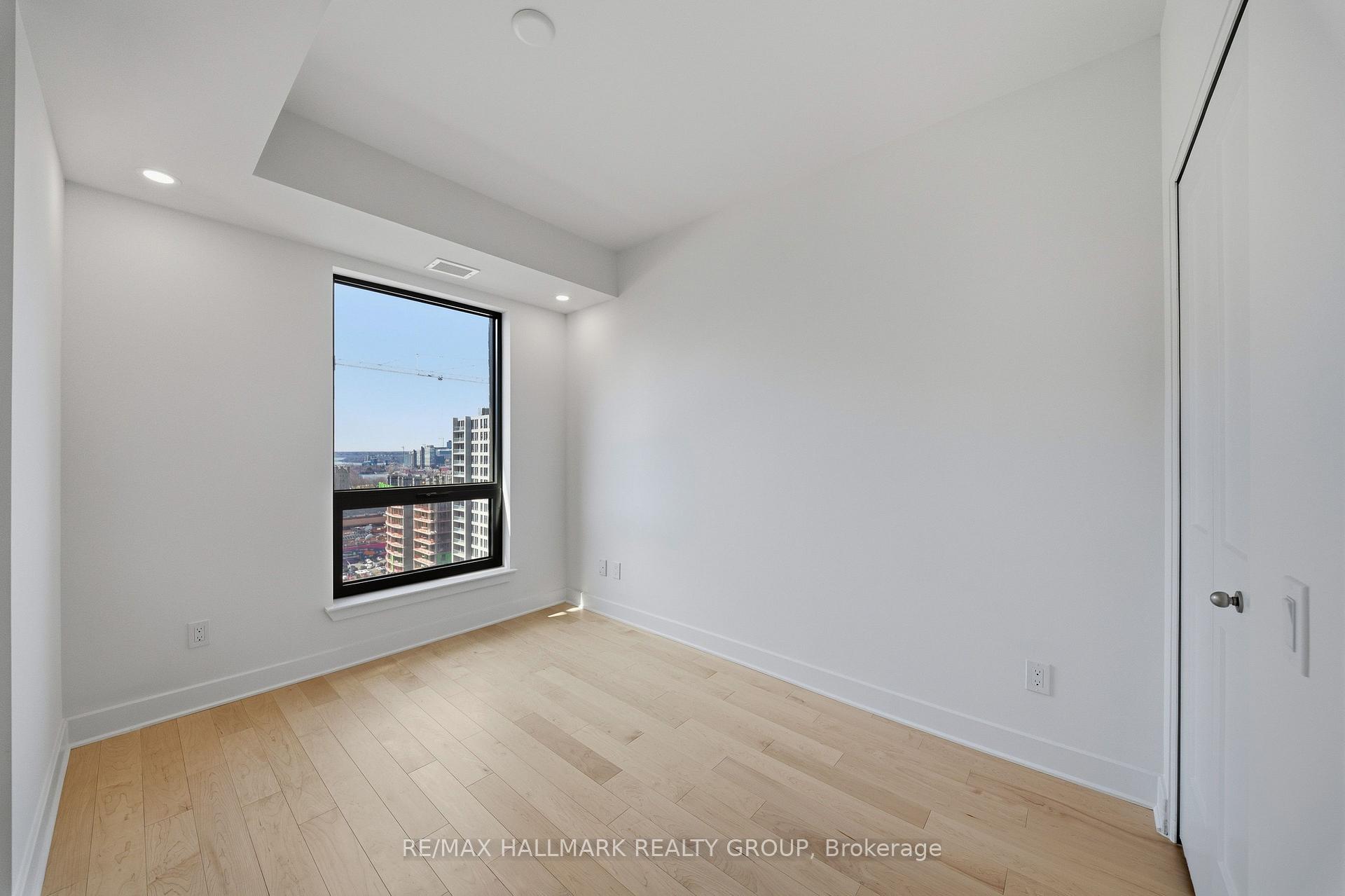 Photo 5 of Unit 2001, 180 George Street, Ottawa, Lower Town/Byward Market — HOMEH