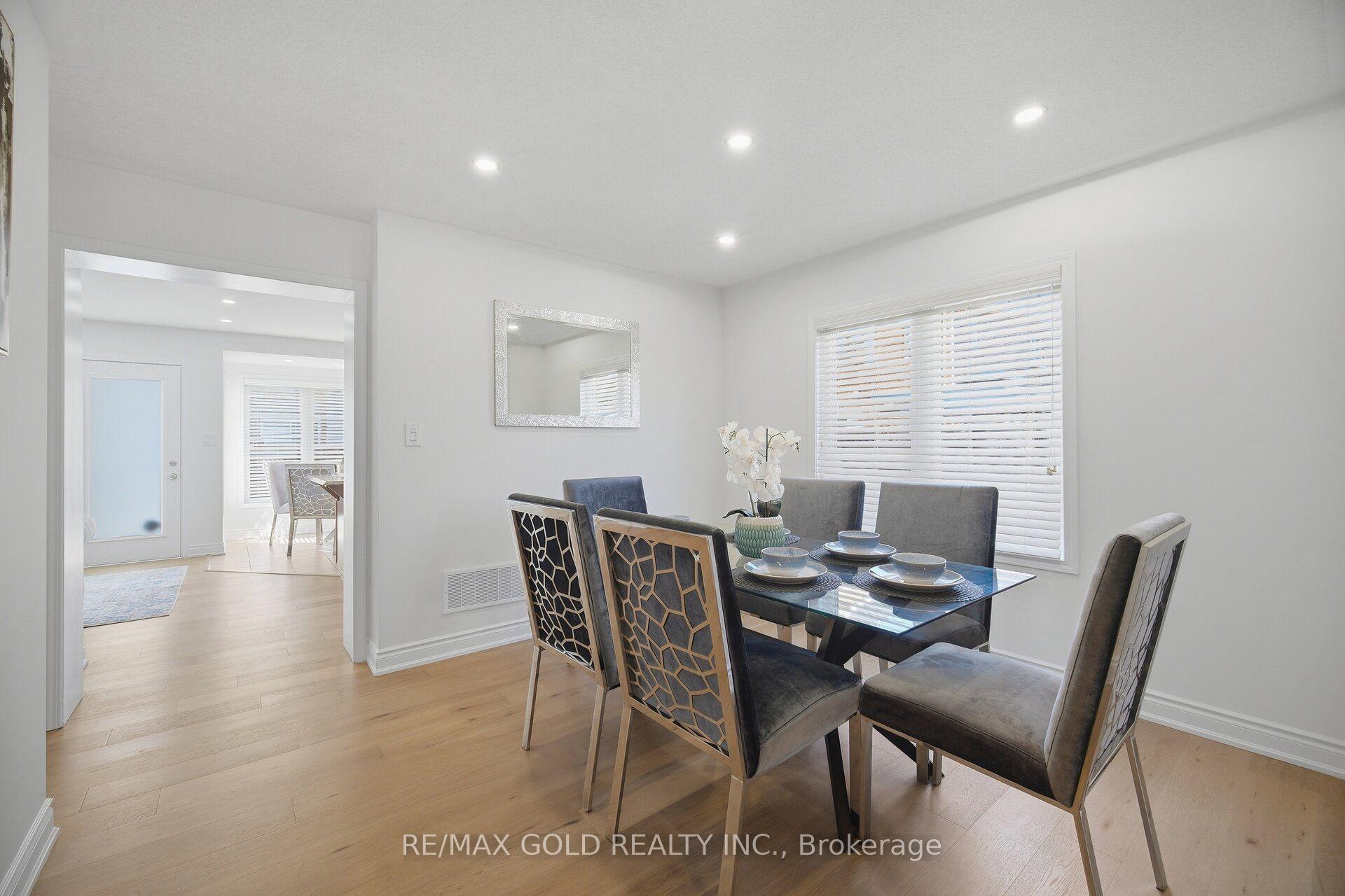 Photo 11 of 45 Biddens Square, Brampton, Bram East — HOMEH