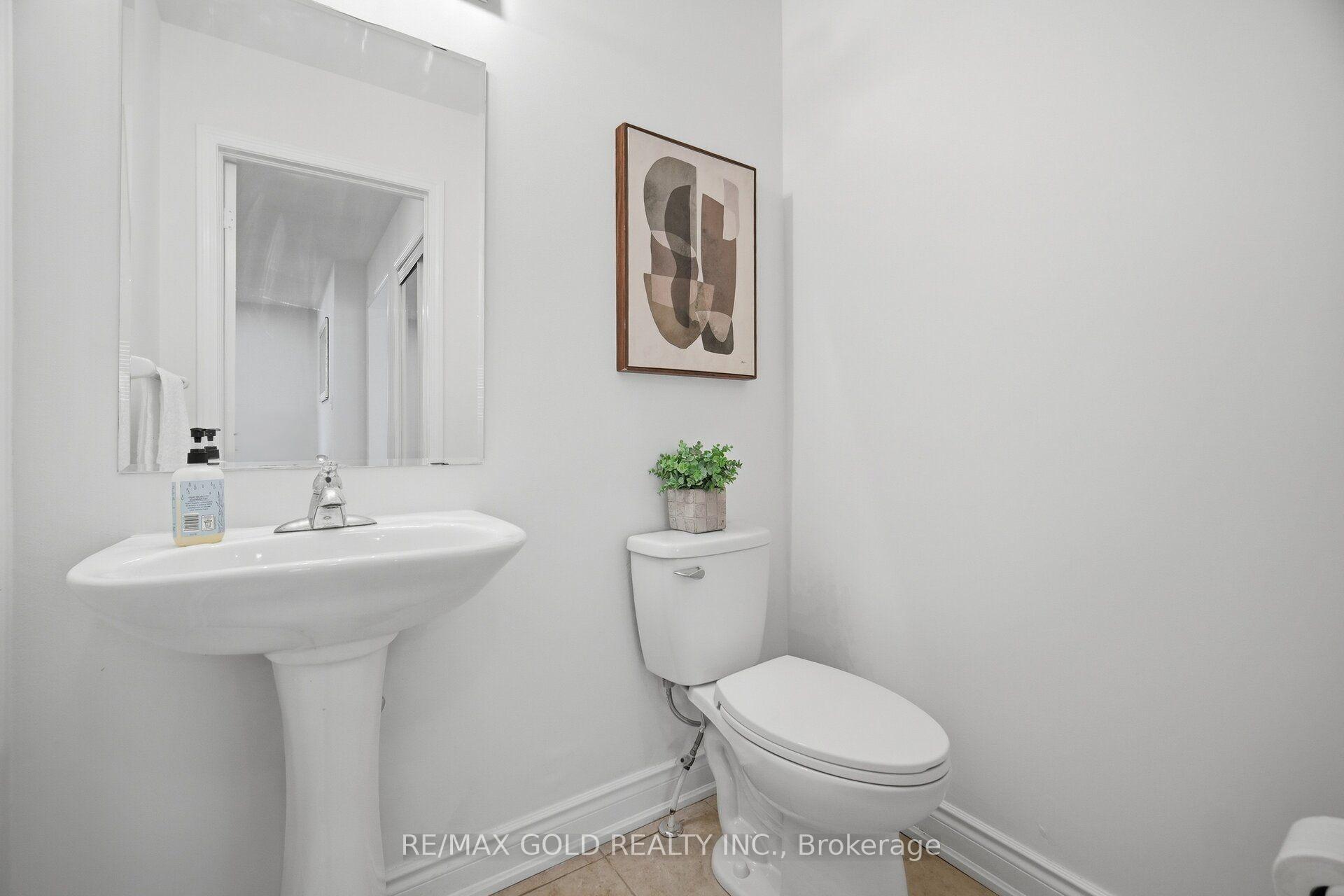 Photo 22 of 45 Biddens Square, Brampton, Bram East — HOMEH