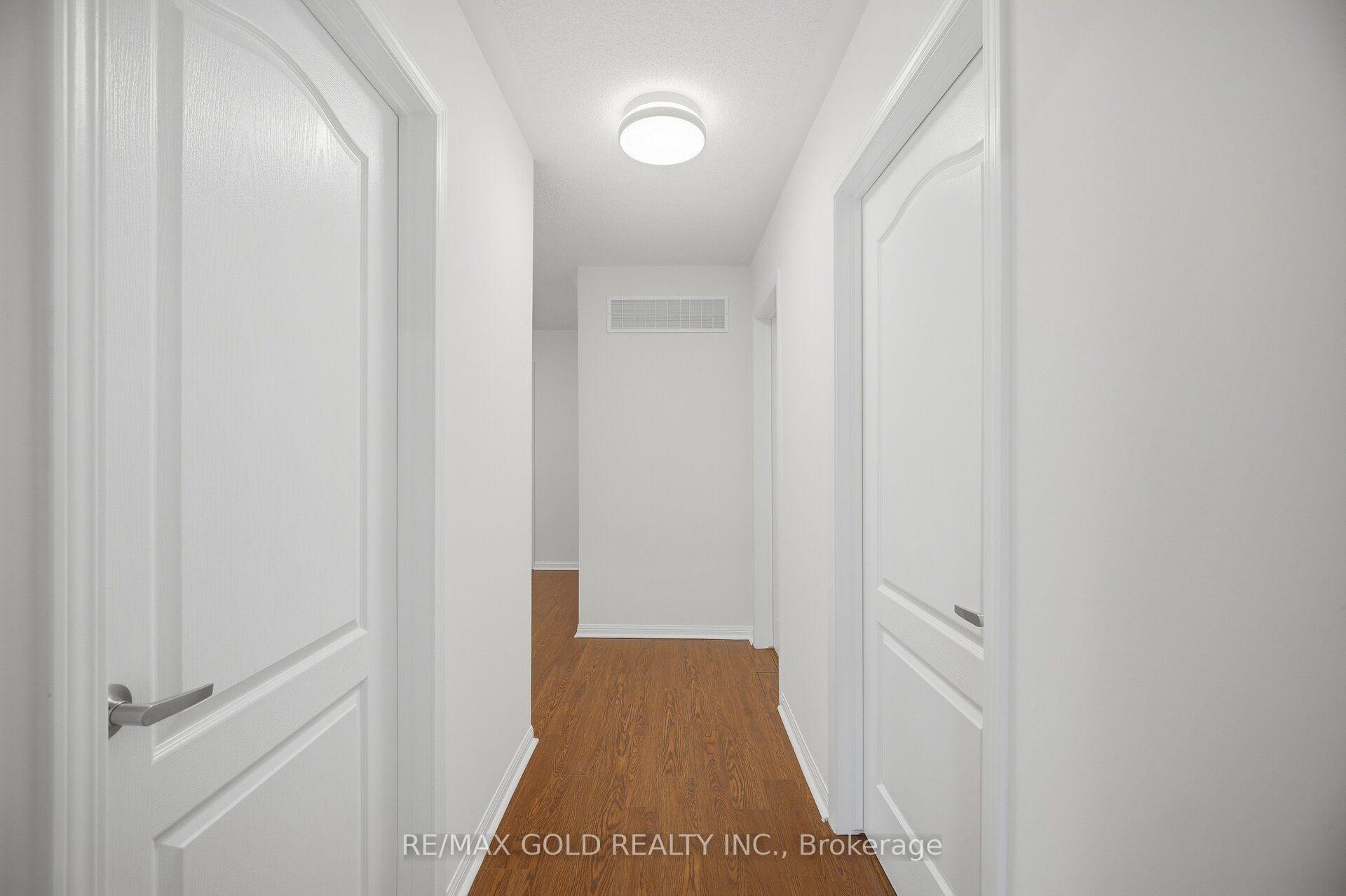 Photo 25 of 45 Biddens Square, Brampton, Bram East — HOMEH
