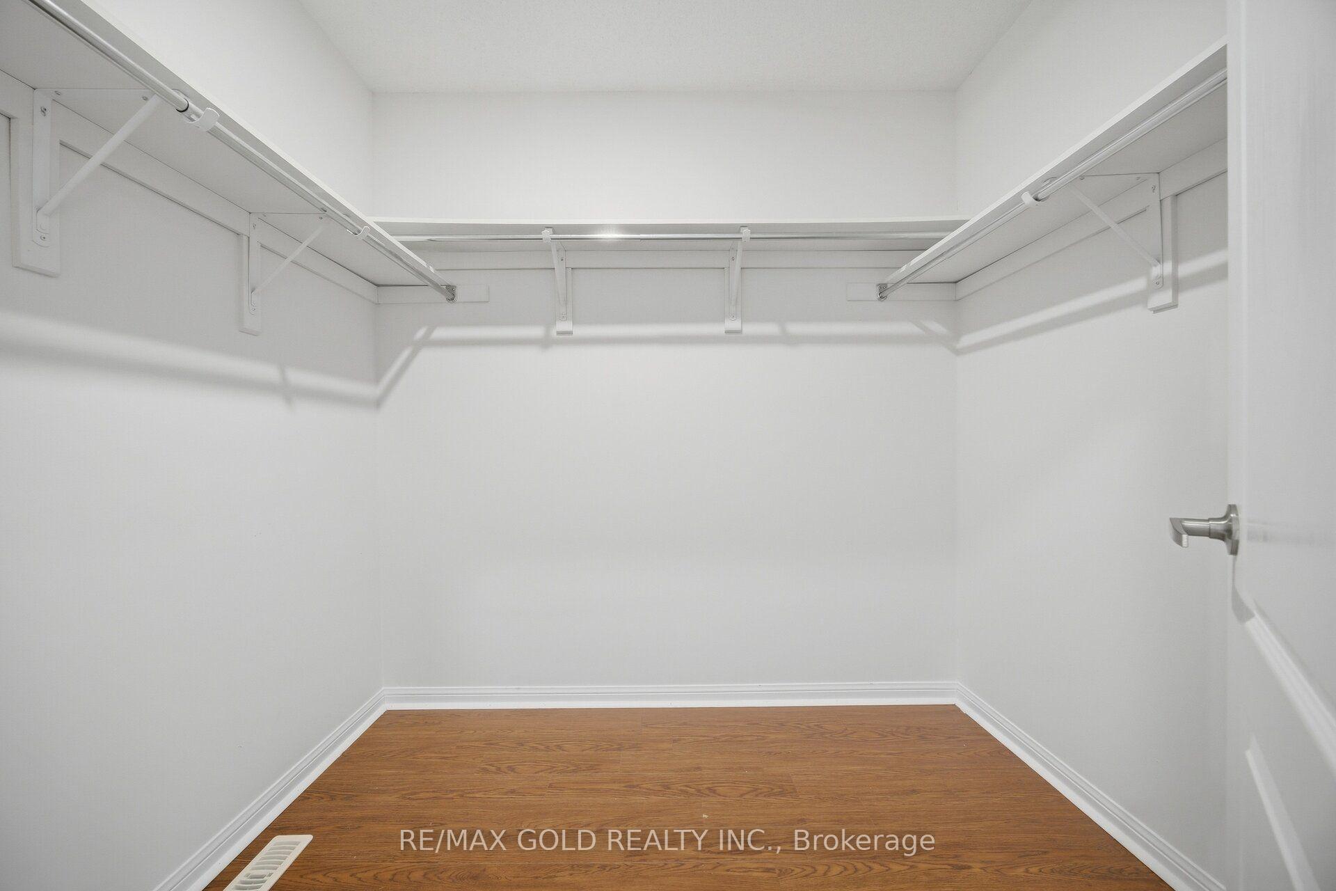 Photo 29 of 45 Biddens Square, Brampton, Bram East — HOMEH